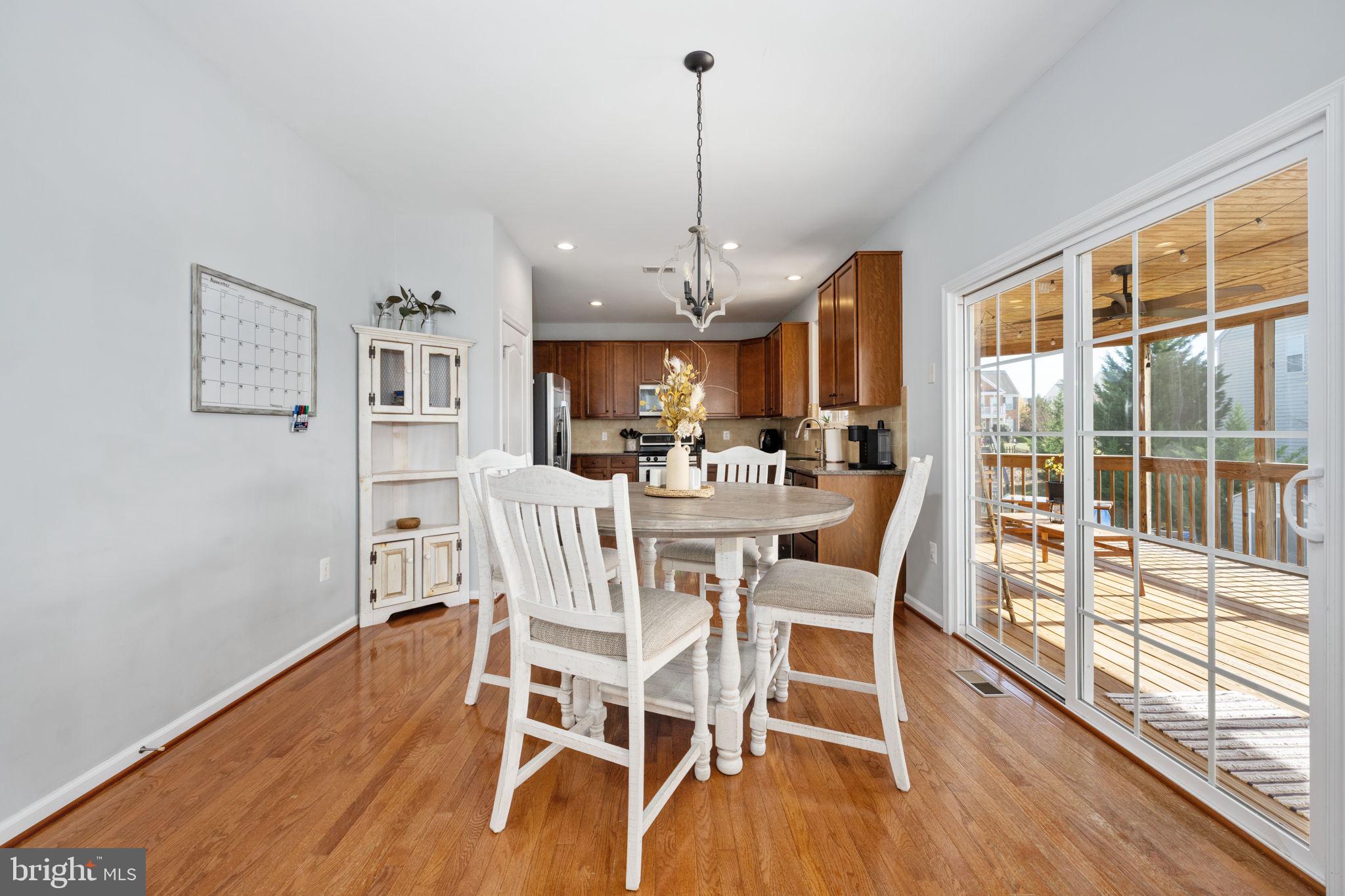 STAFFORD LAKES VILLAGE - Residential