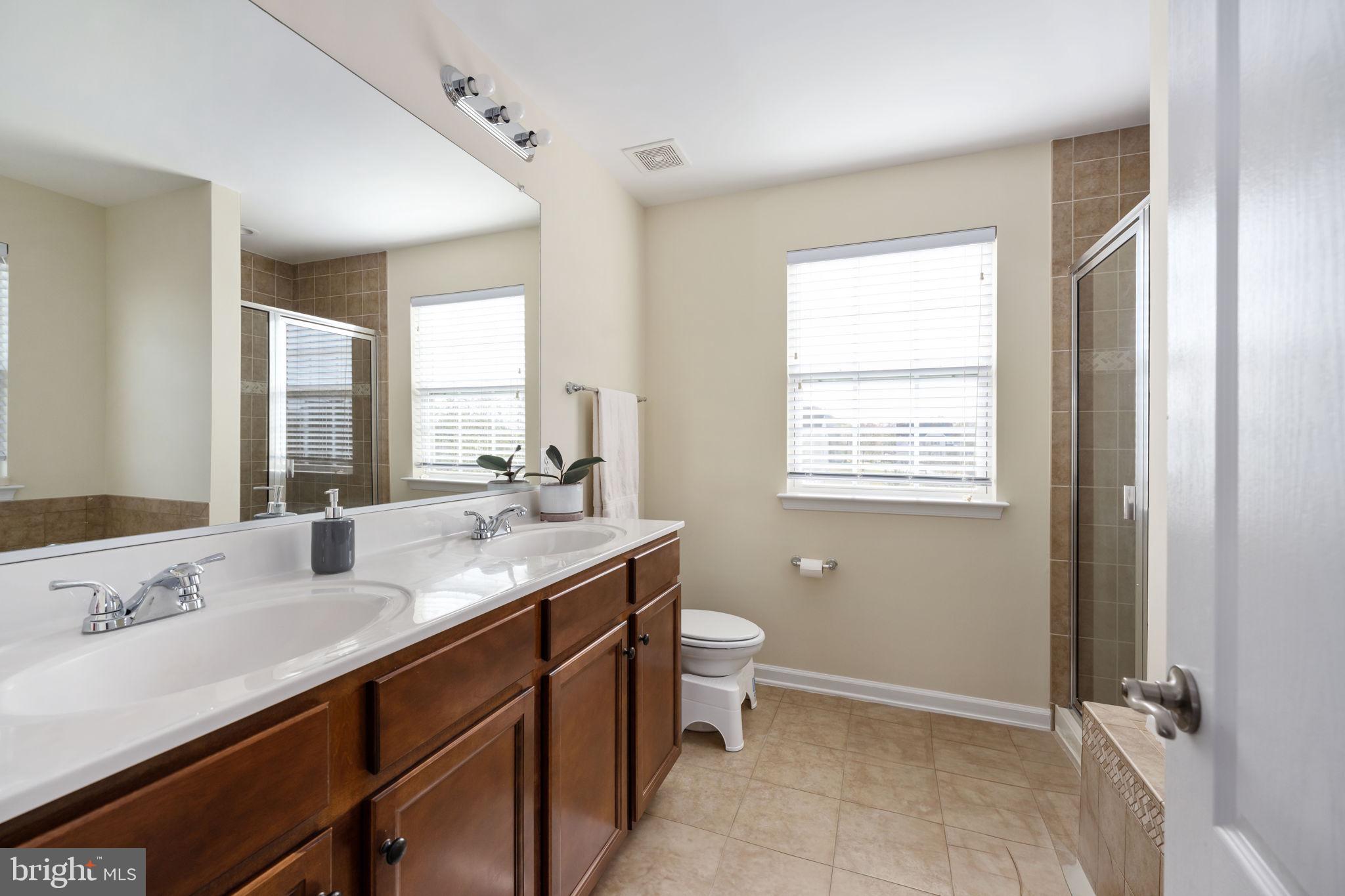 STAFFORD LAKES VILLAGE - Residential