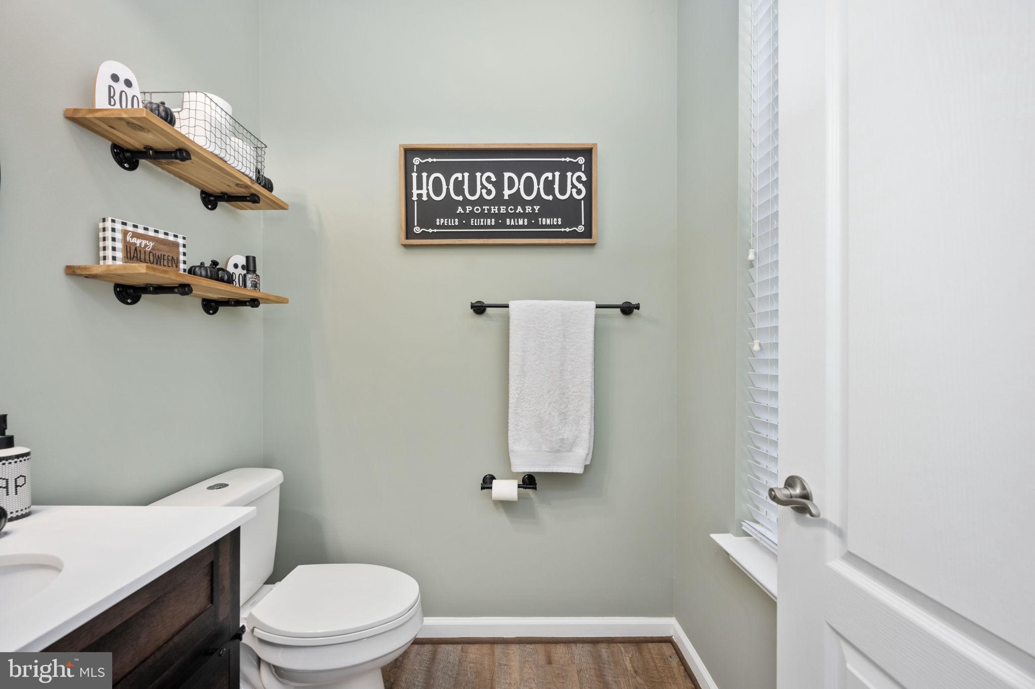 STAFFORD LAKES VILLAGE - Residential