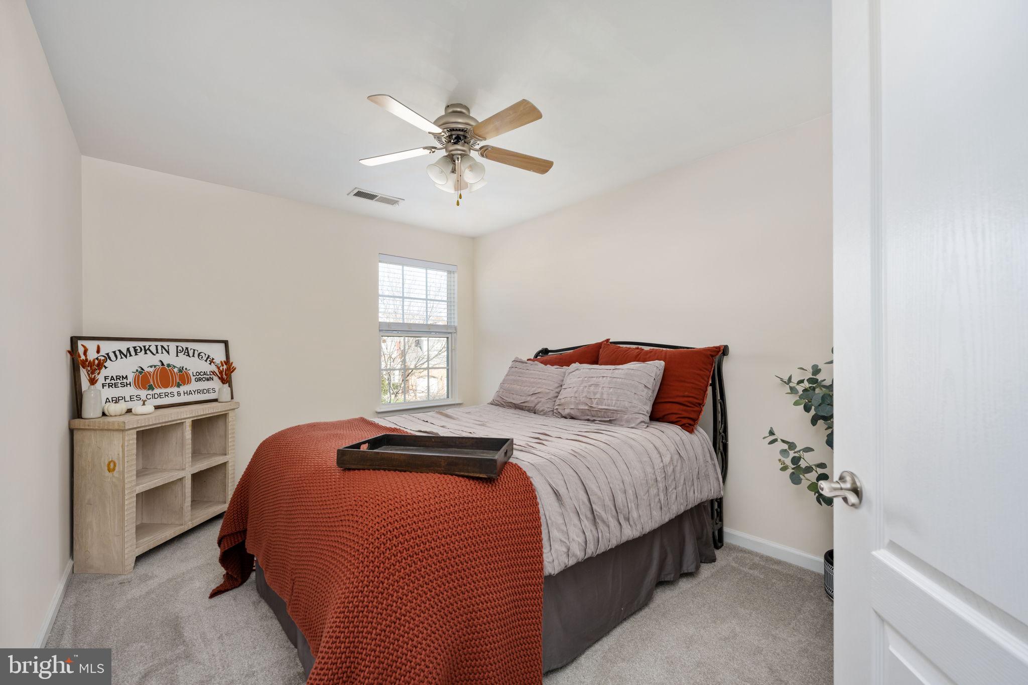 STAFFORD LAKES VILLAGE - Residential