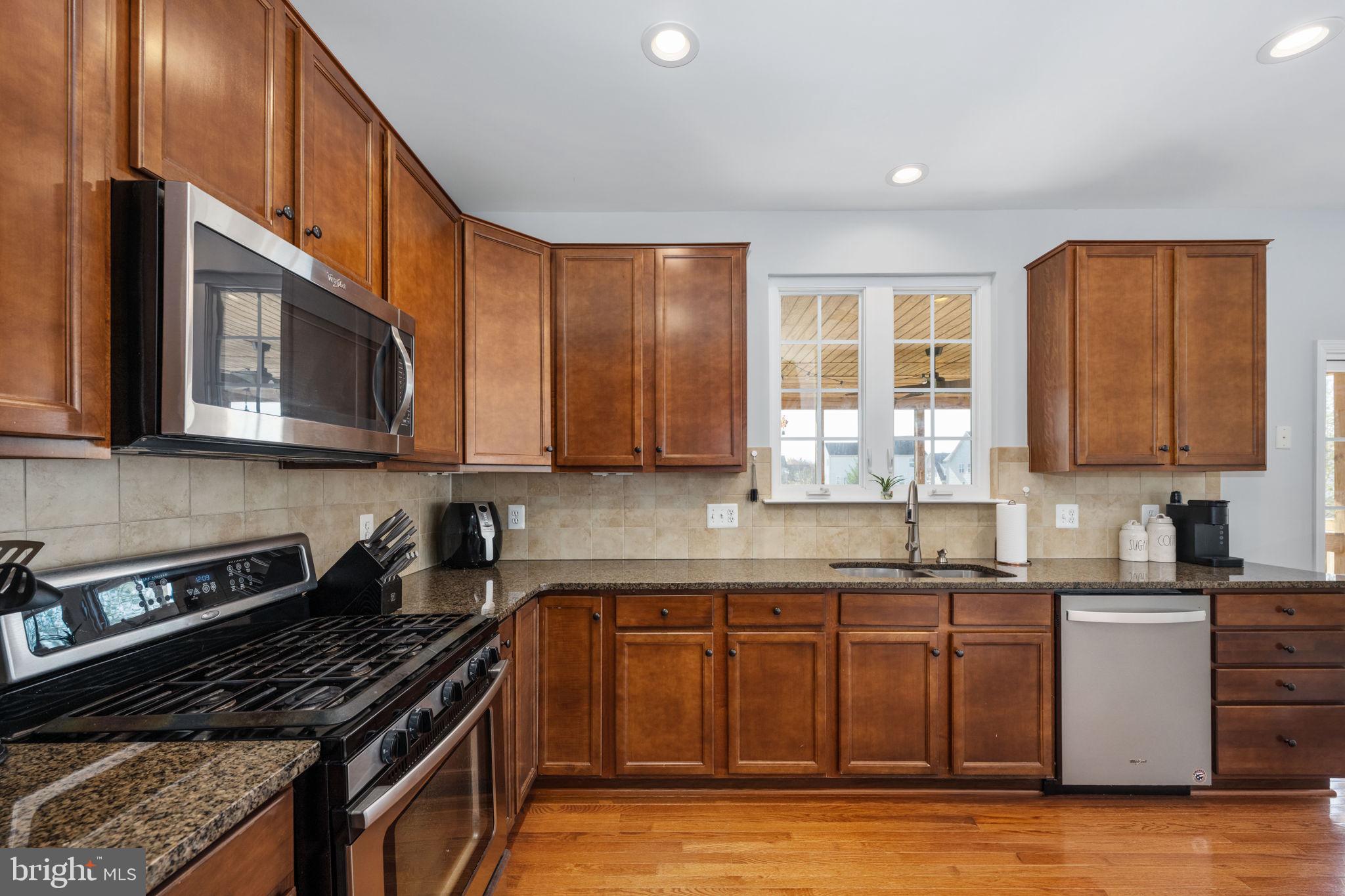 STAFFORD LAKES VILLAGE - Residential