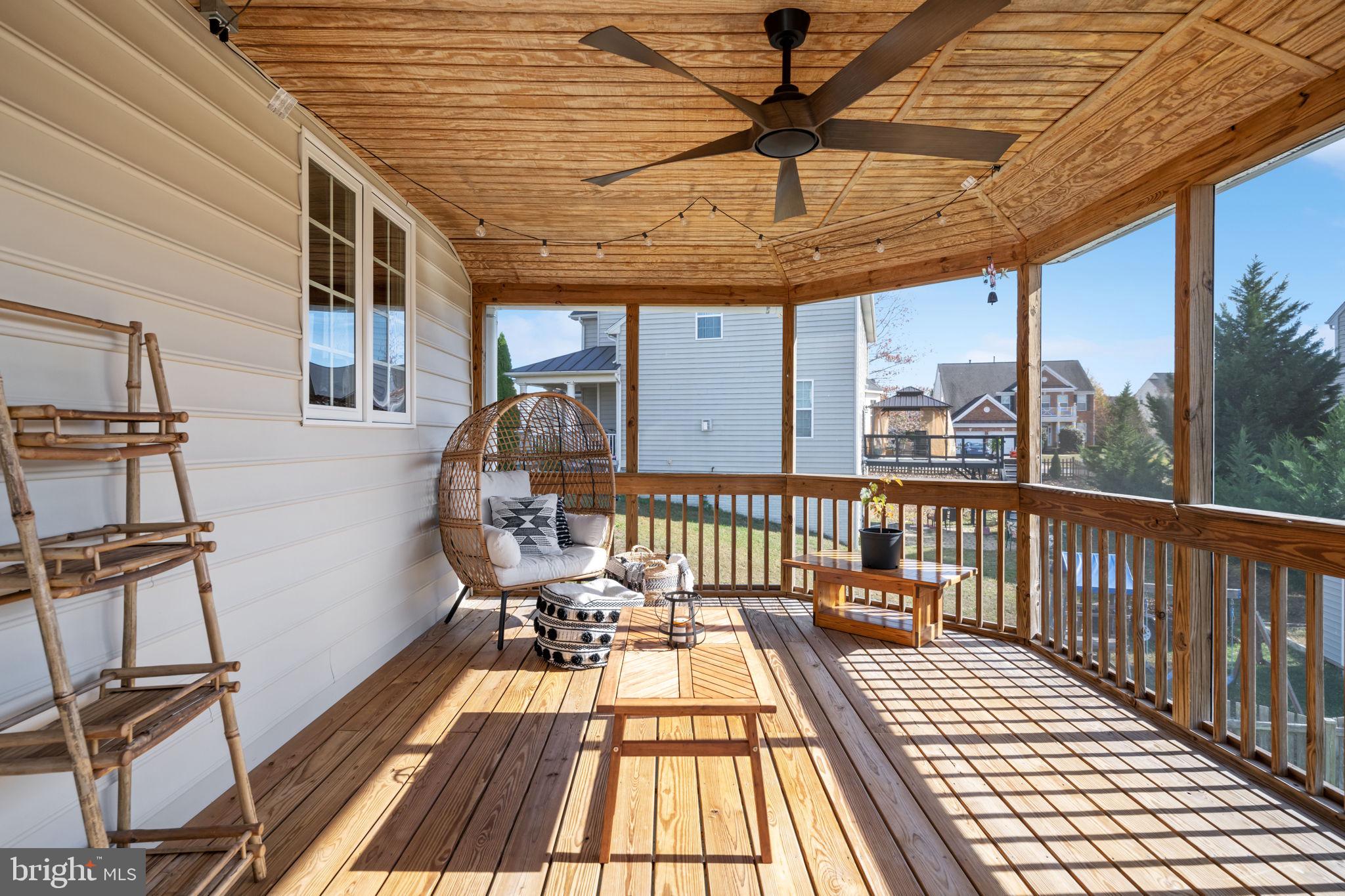 STAFFORD LAKES VILLAGE - Residential