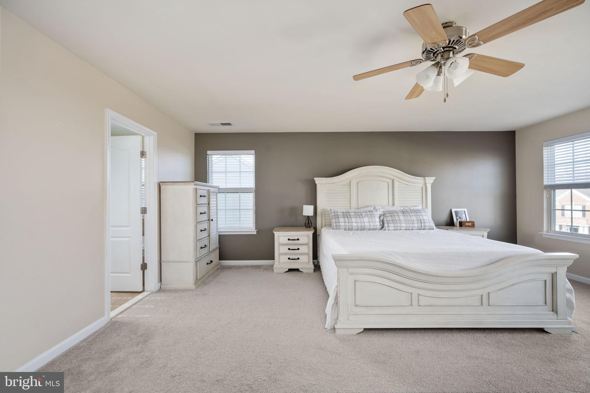 STAFFORD LAKES VILLAGE - Residential