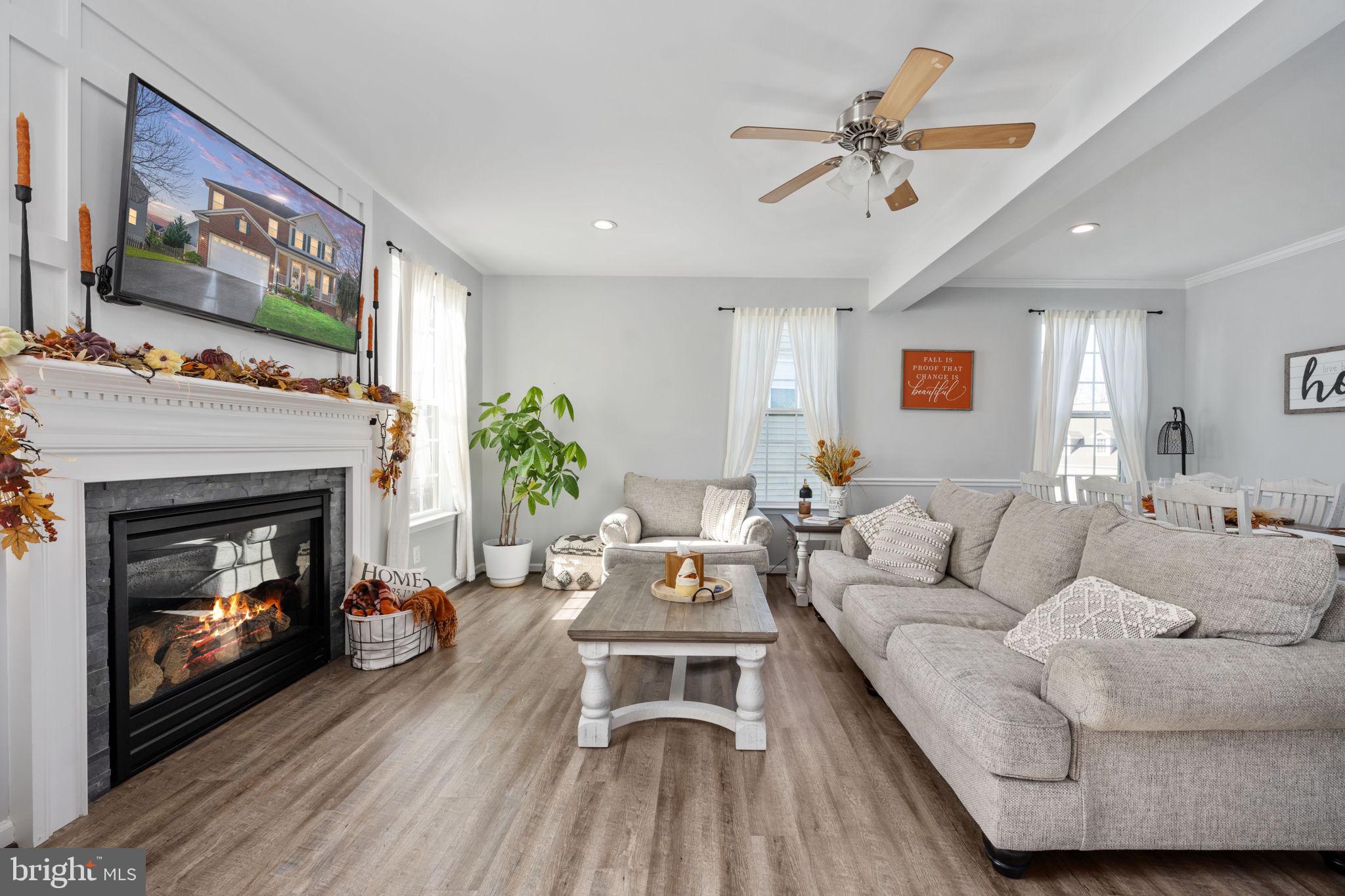 STAFFORD LAKES VILLAGE - Residential