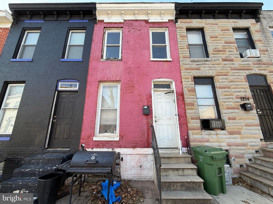 ONLINE AUCTION: Bidding begins 12/11/2025 @ 10:00 AM. Bidding ends 12/15/2025 @ 11:30 AM. List Price is Suggested Opening Bid. Deposit: $5,000.

2 Story Townhouse located in the Oliver area.
JUST MINUTES to Johns Hopkins Hospital.
Easy access to major traffic arteries N Broadway St. and E Biddle St. 
Property is vacant.