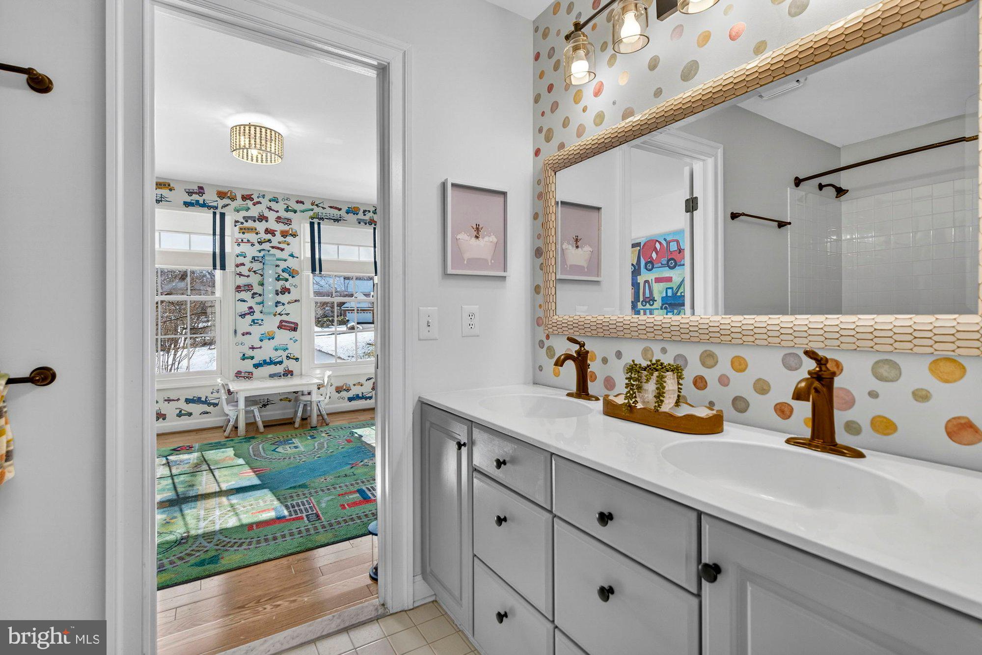 FAIRWINDS - Residential