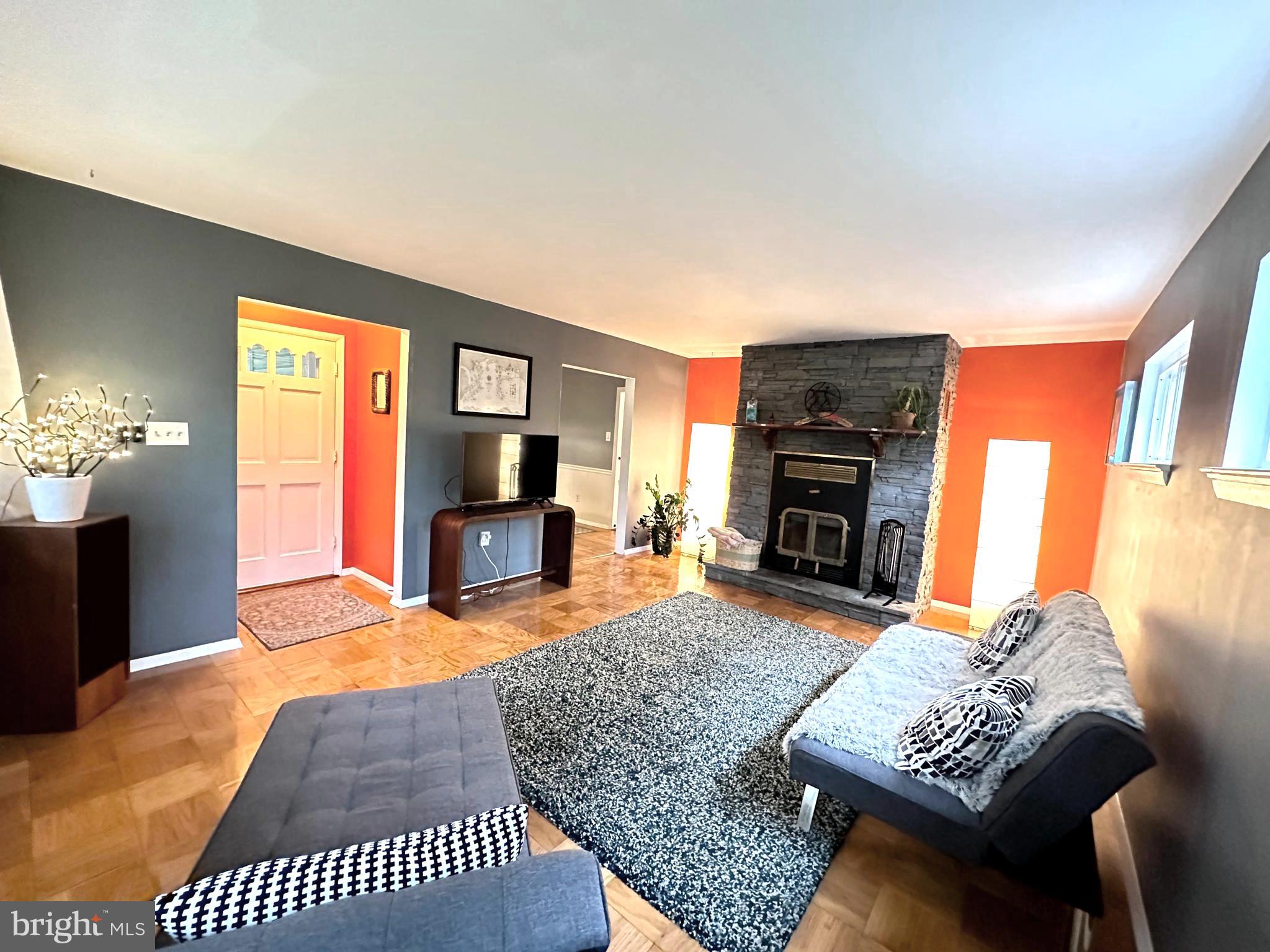 LANHAM HEIGHTS - Residential