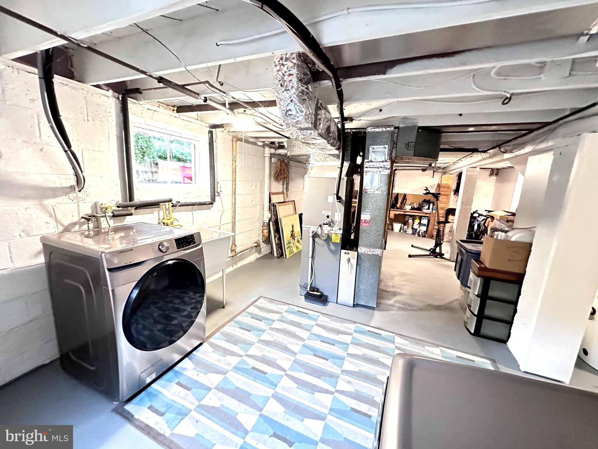 LANHAM HEIGHTS - Residential