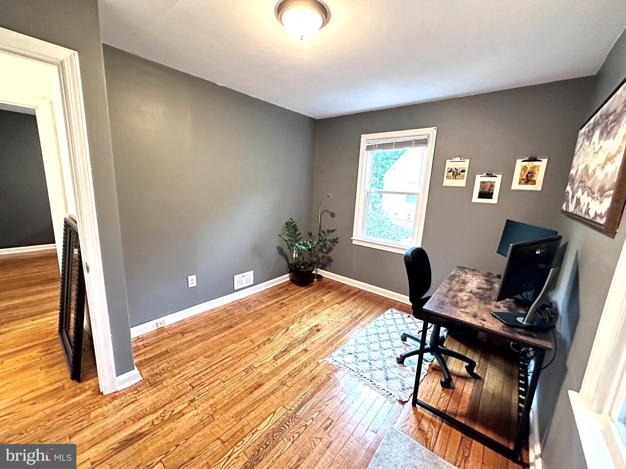 LANHAM HEIGHTS - Residential