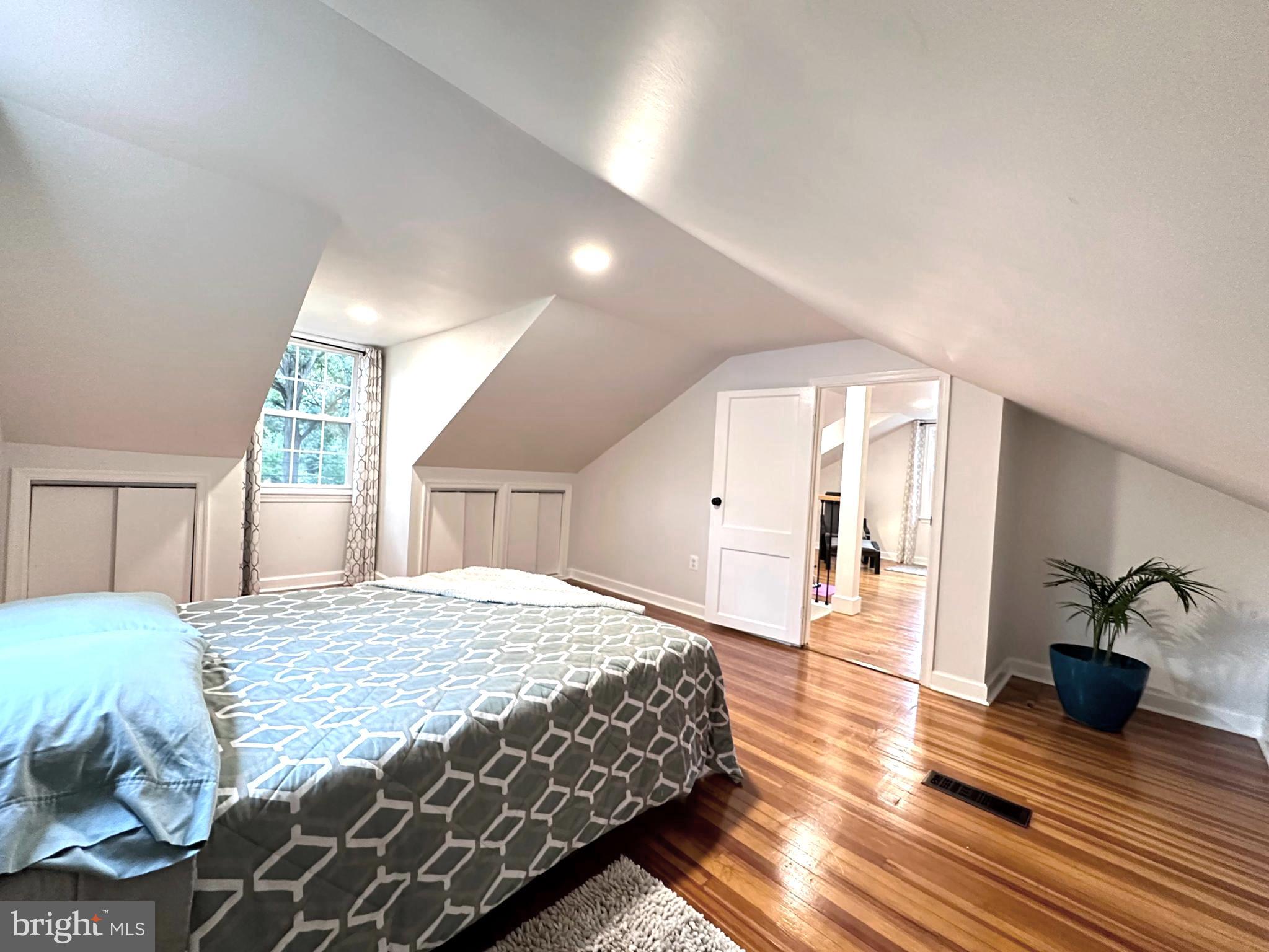 LANHAM HEIGHTS - Residential