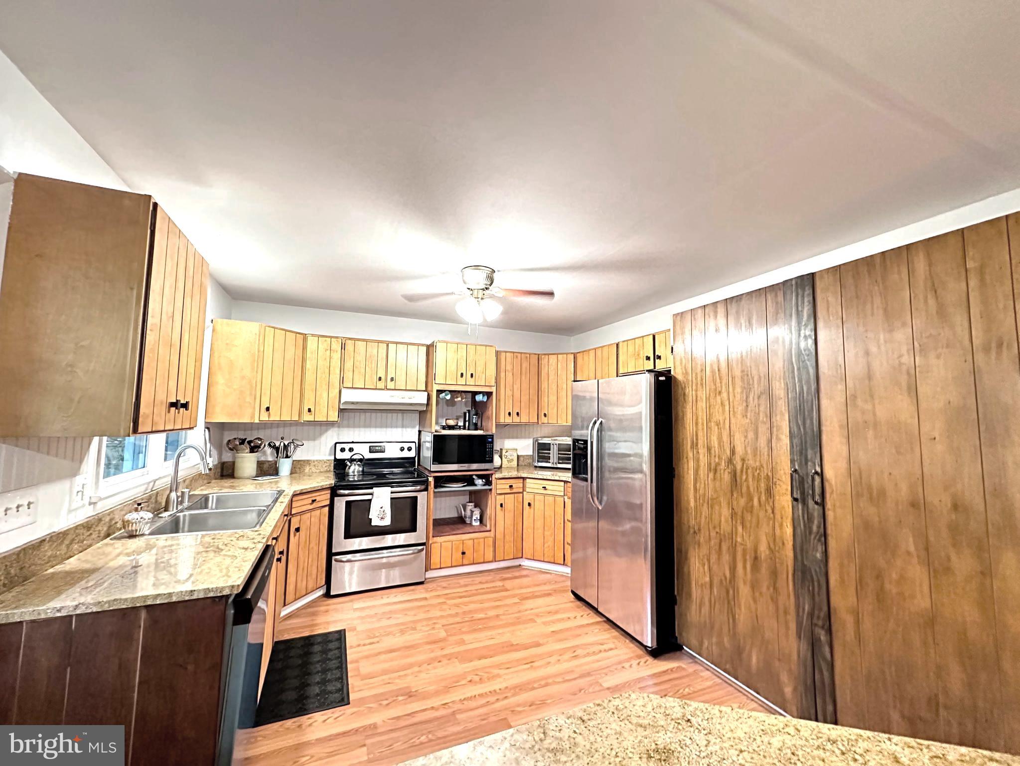 LANHAM HEIGHTS - Residential