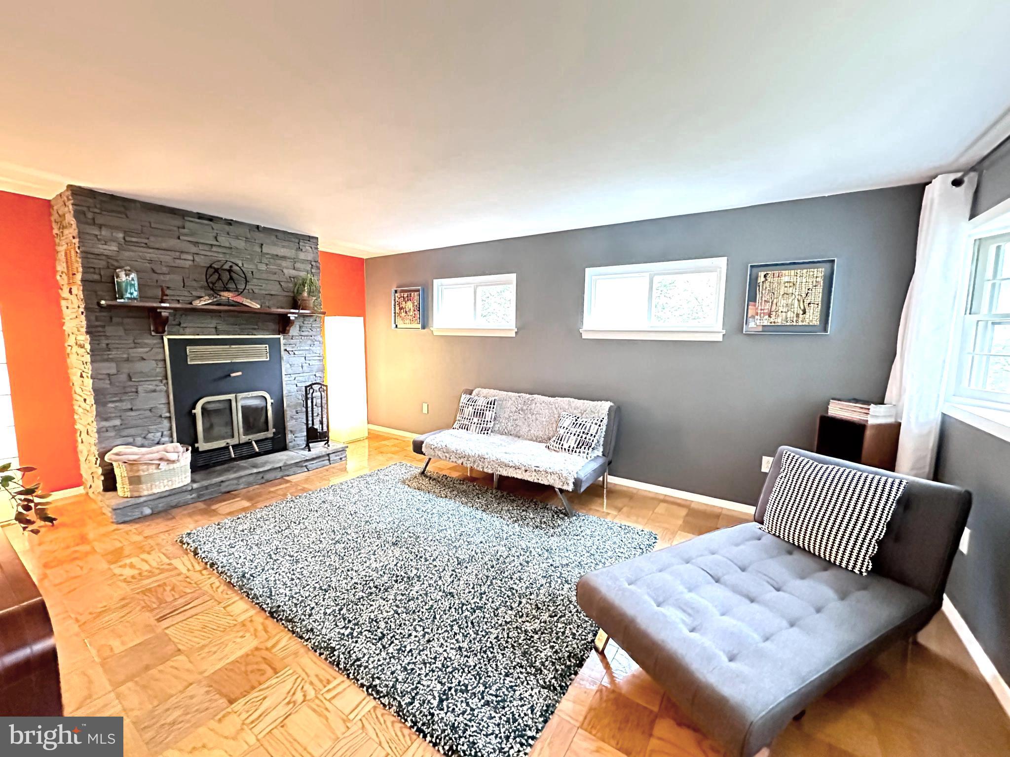 LANHAM HEIGHTS - Residential