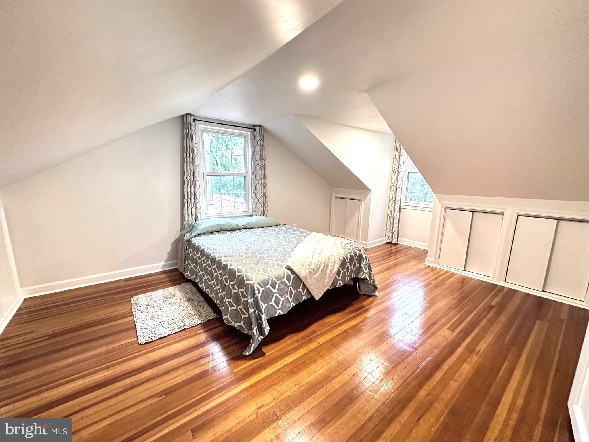 LANHAM HEIGHTS - Residential