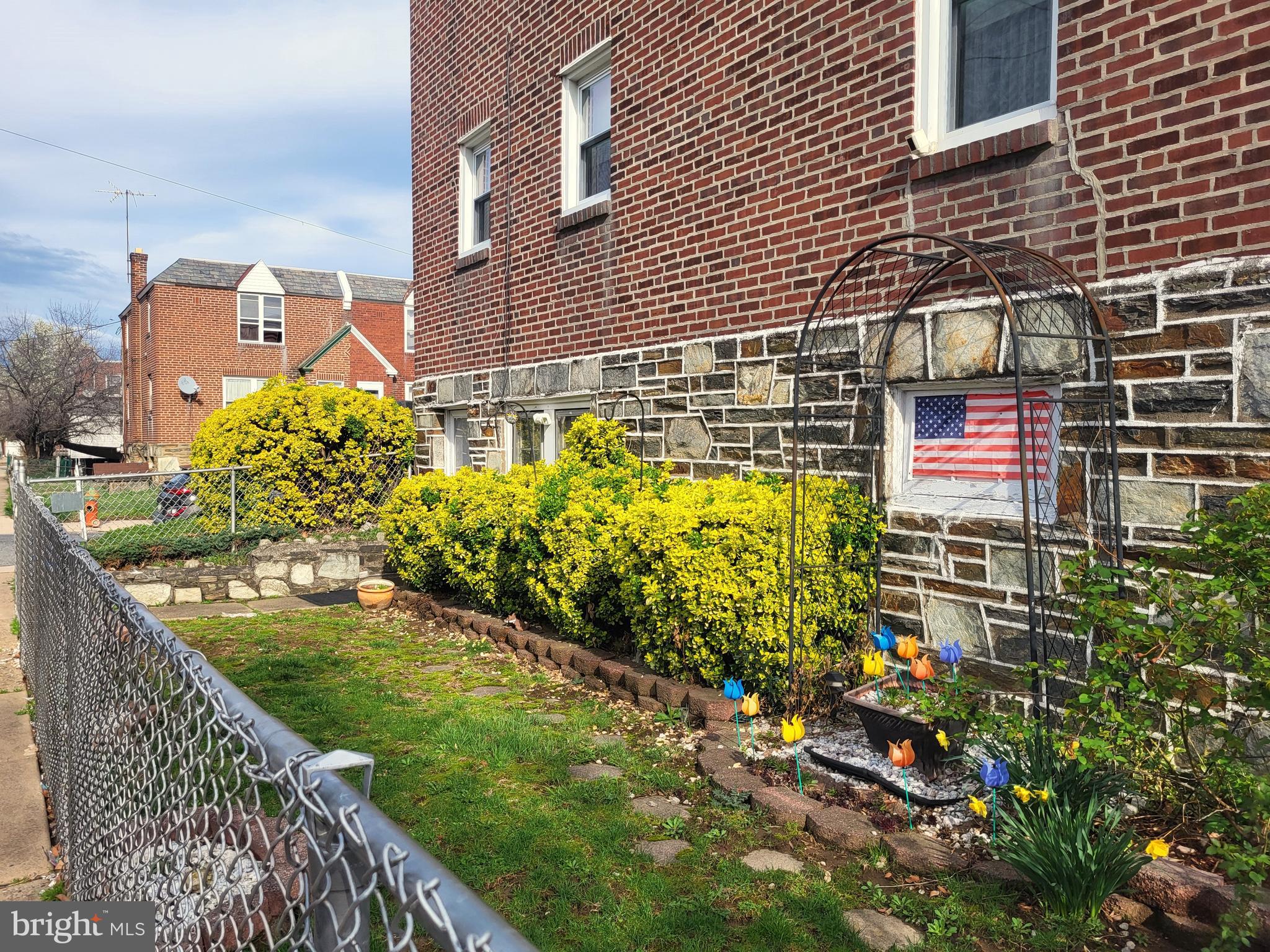 MAYFAIR - Residential