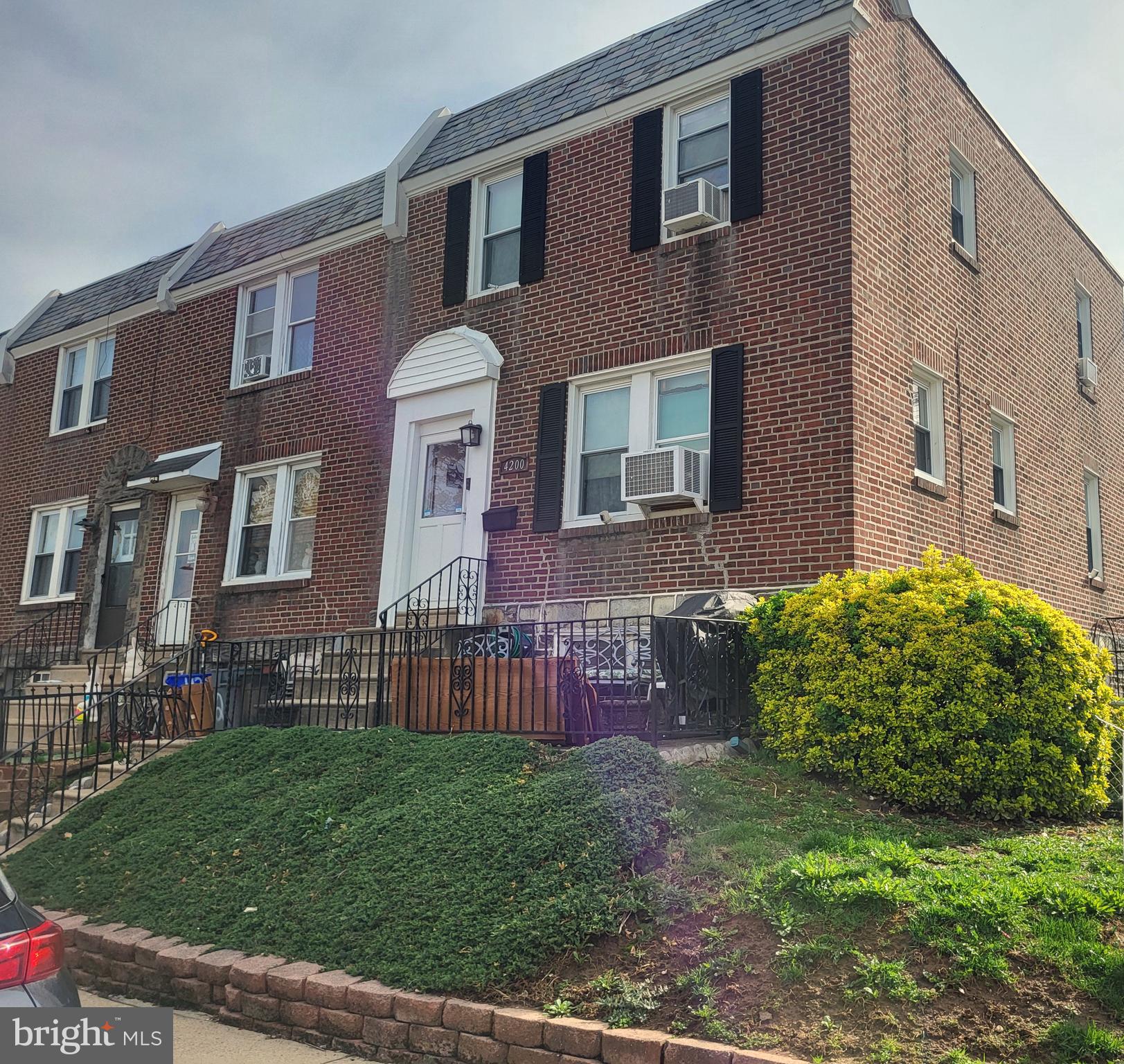 MAYFAIR - Residential