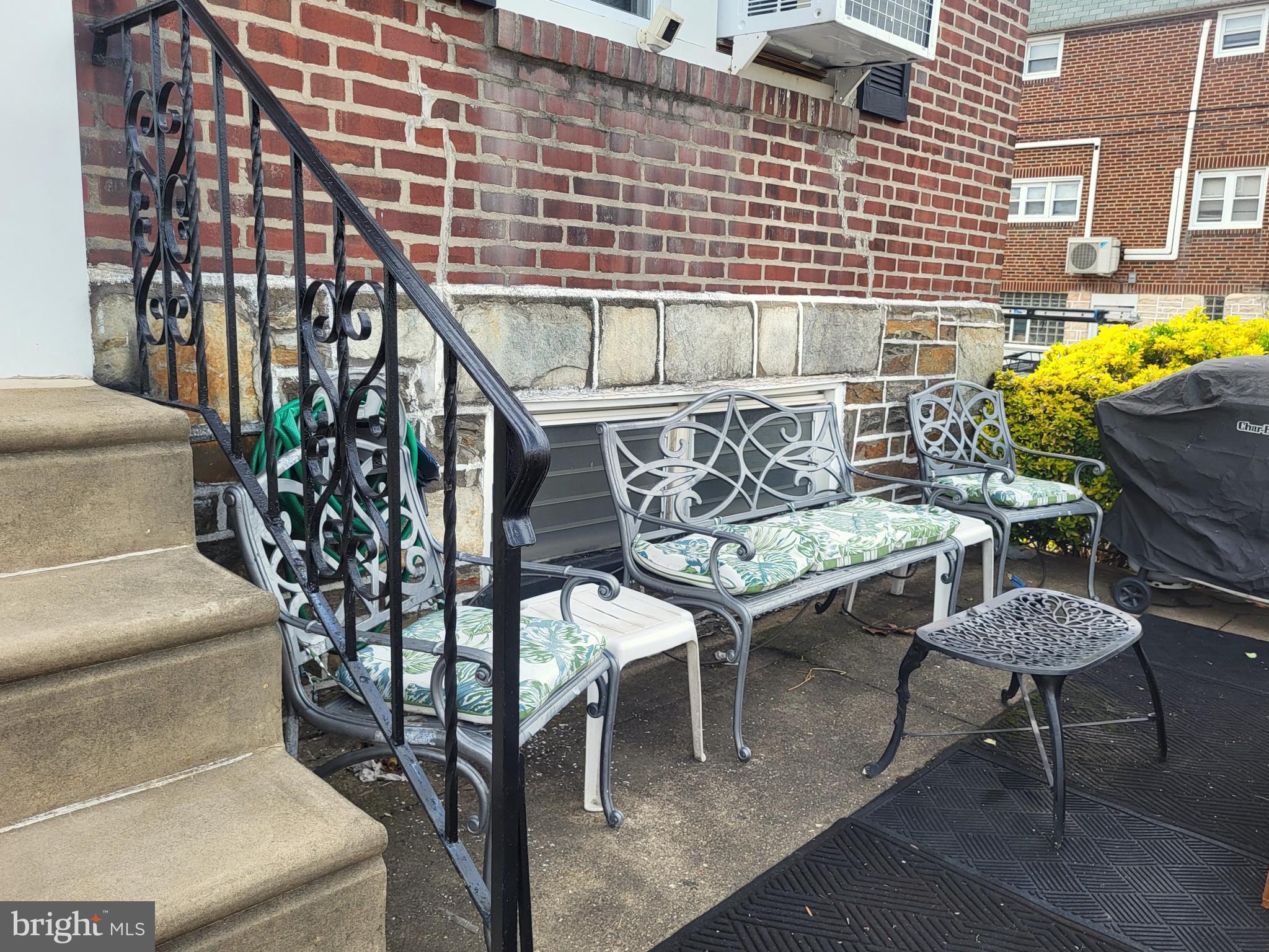 MAYFAIR - Residential