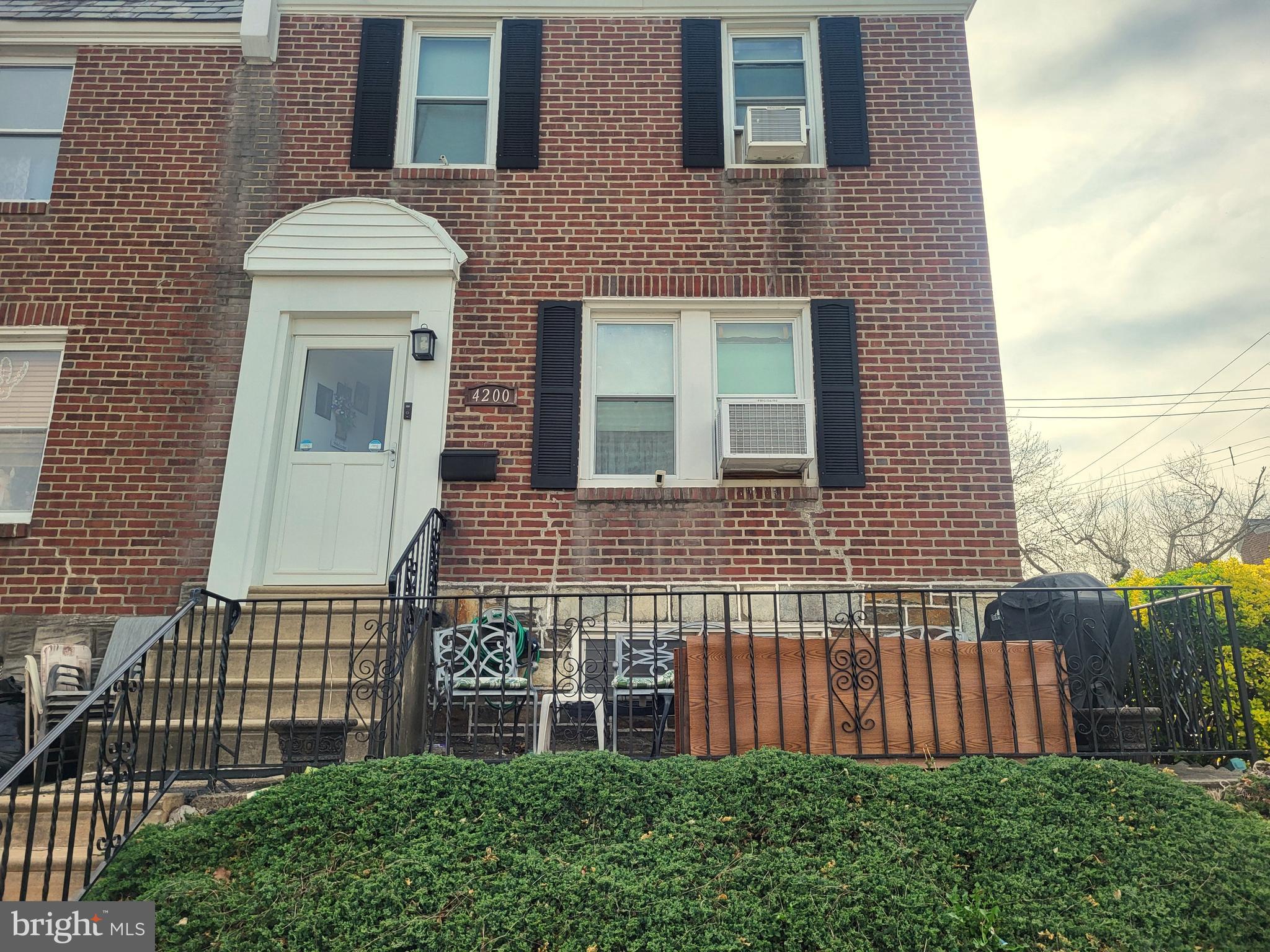 MAYFAIR - Residential