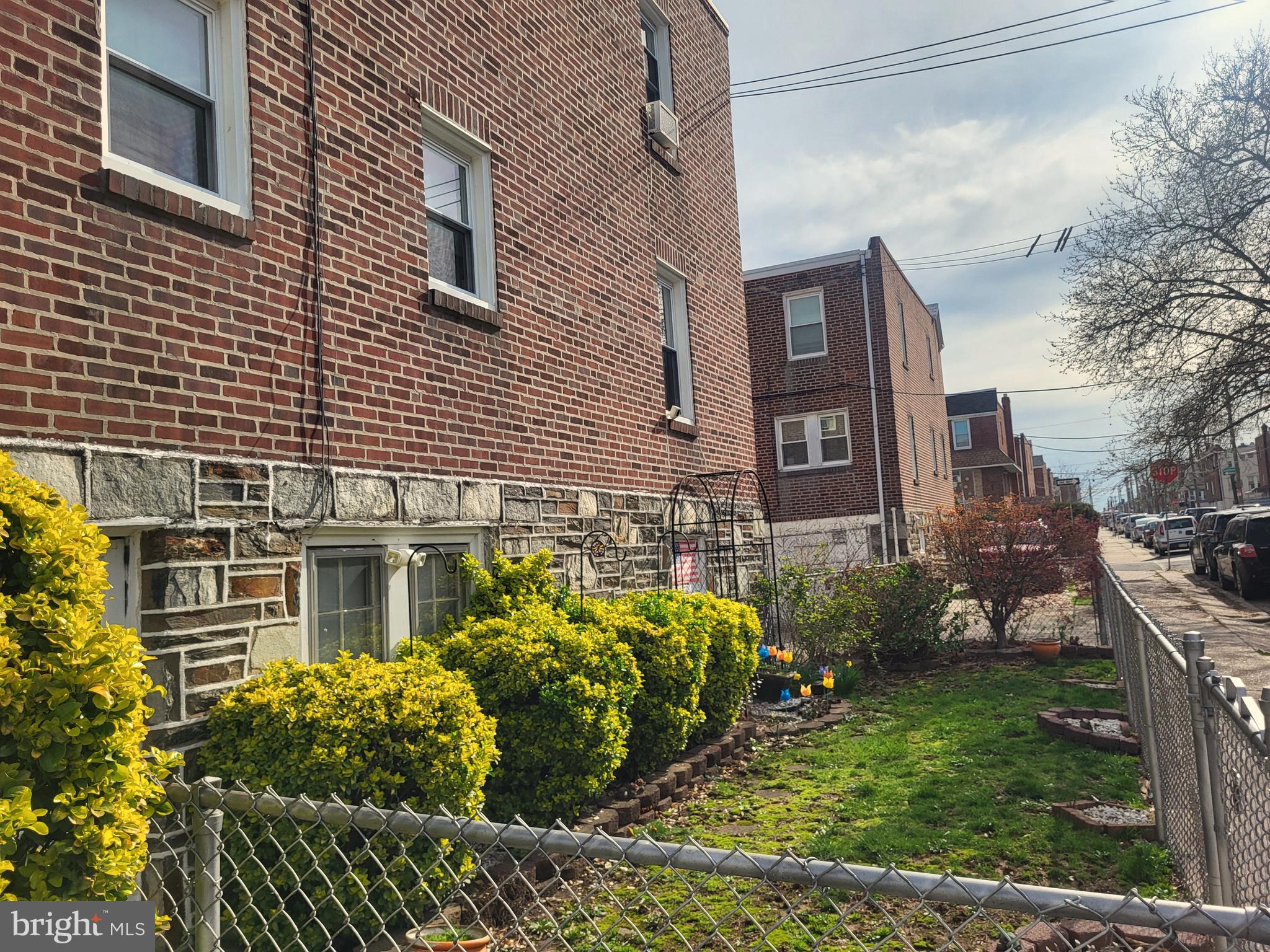 MAYFAIR - Residential