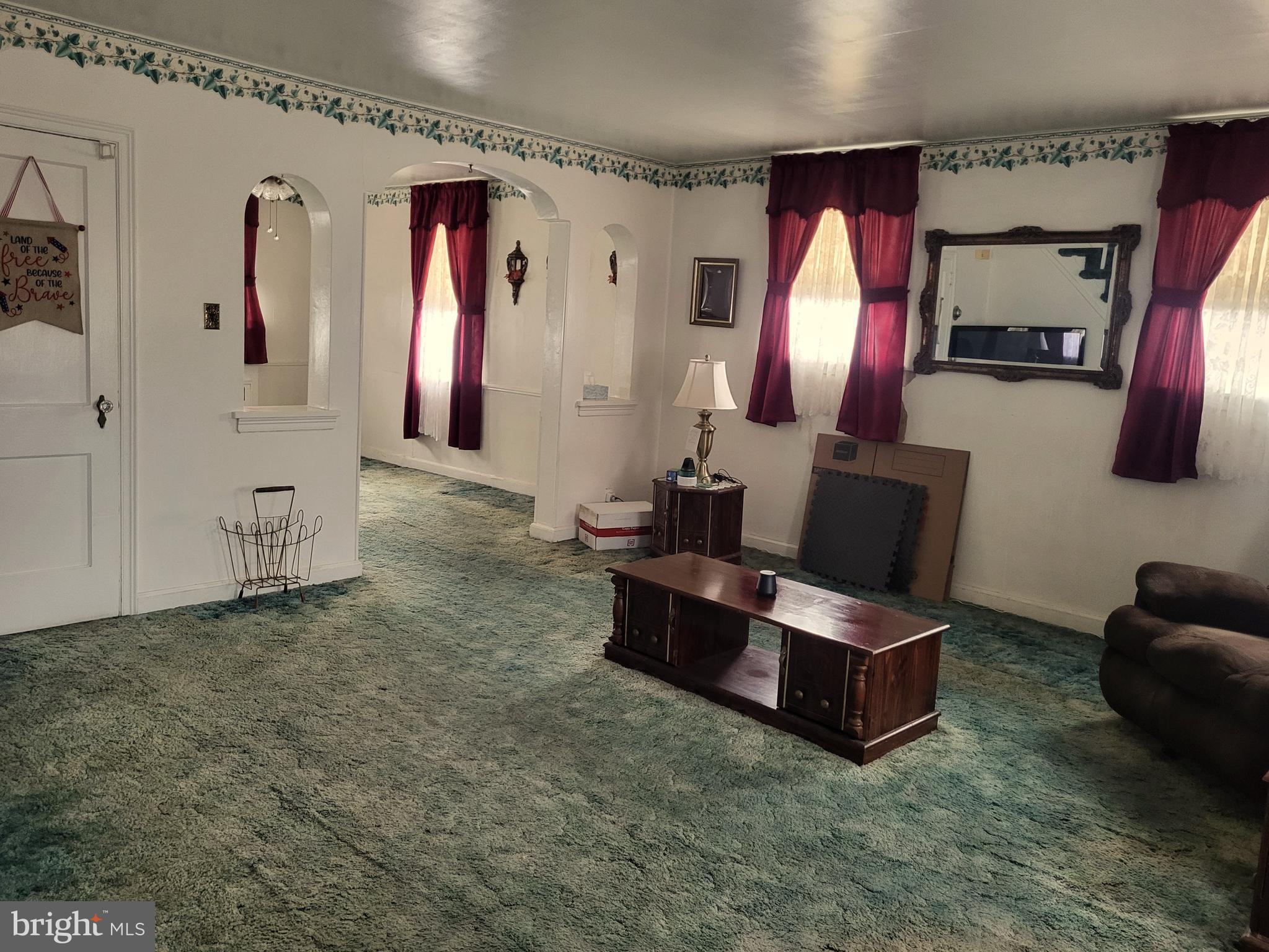 MAYFAIR - Residential