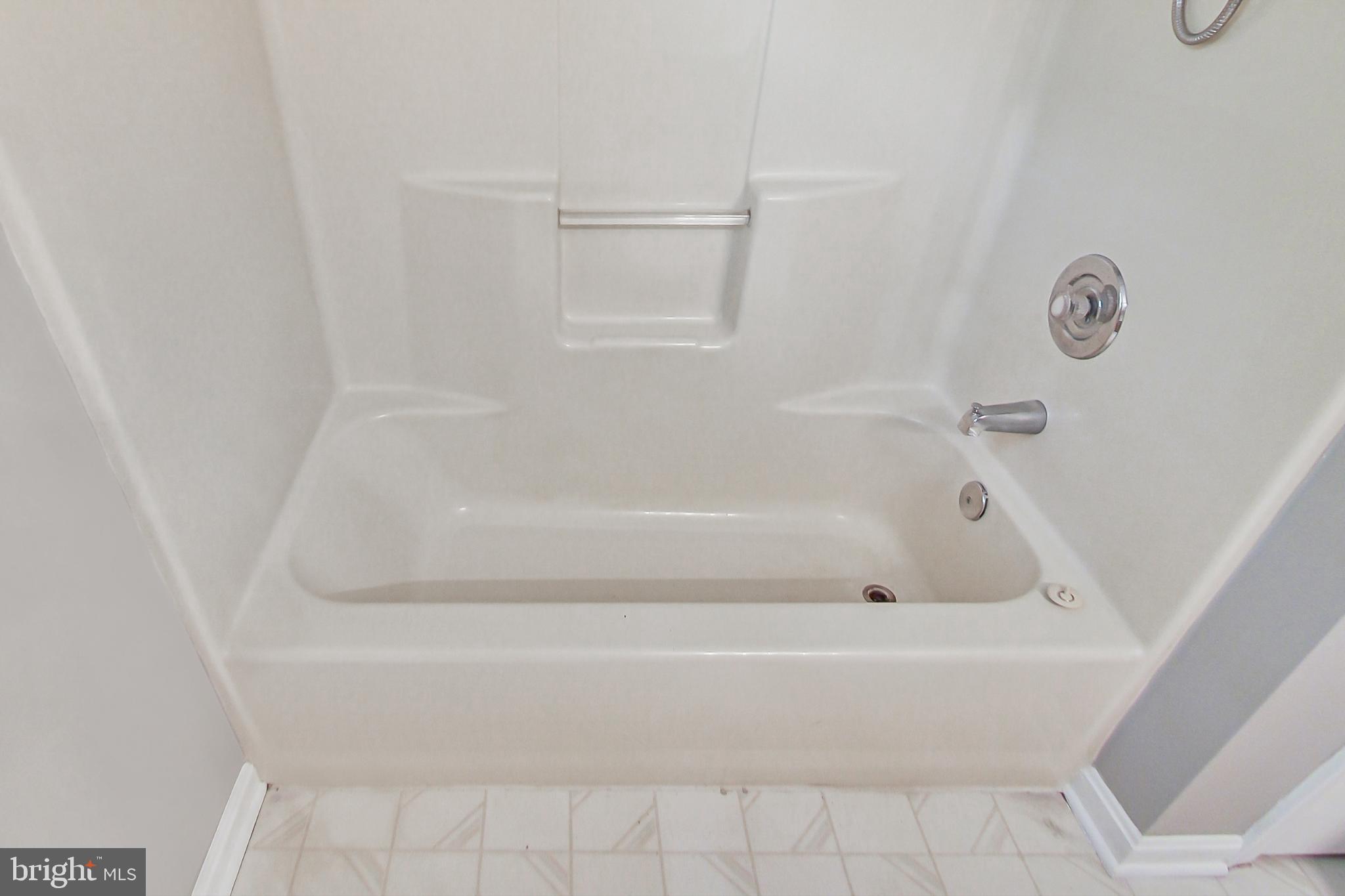 SOUTHERN PINES - Residential Lease