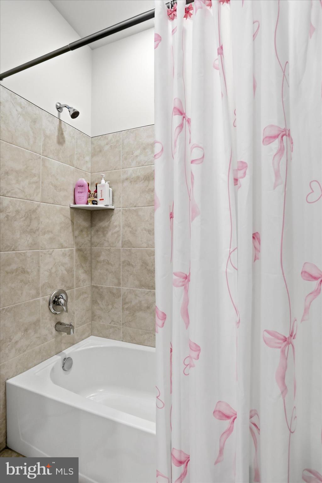 NORBORNE GLEBE - Residential