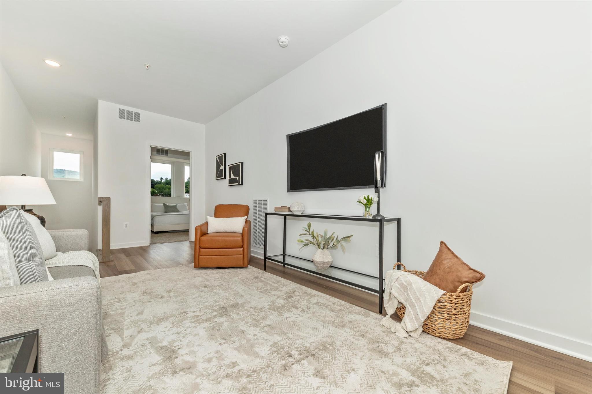 GAMBRILL GLENN - Residential