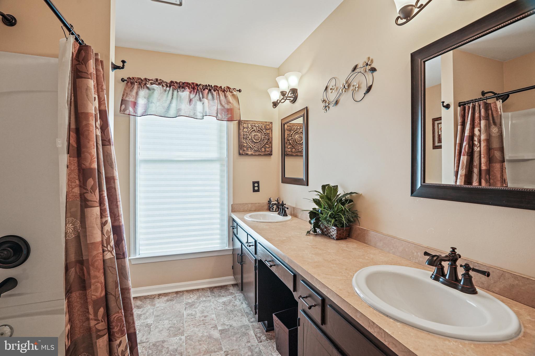 TOLLEY TERRACE - Residential