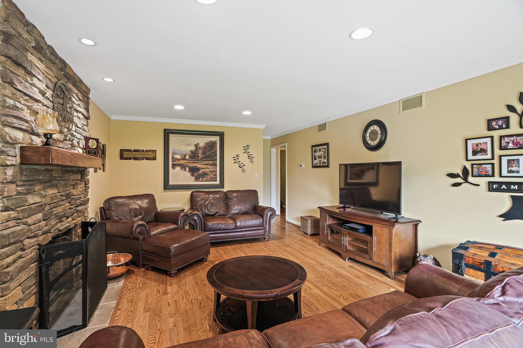 TOLLEY TERRACE - Residential