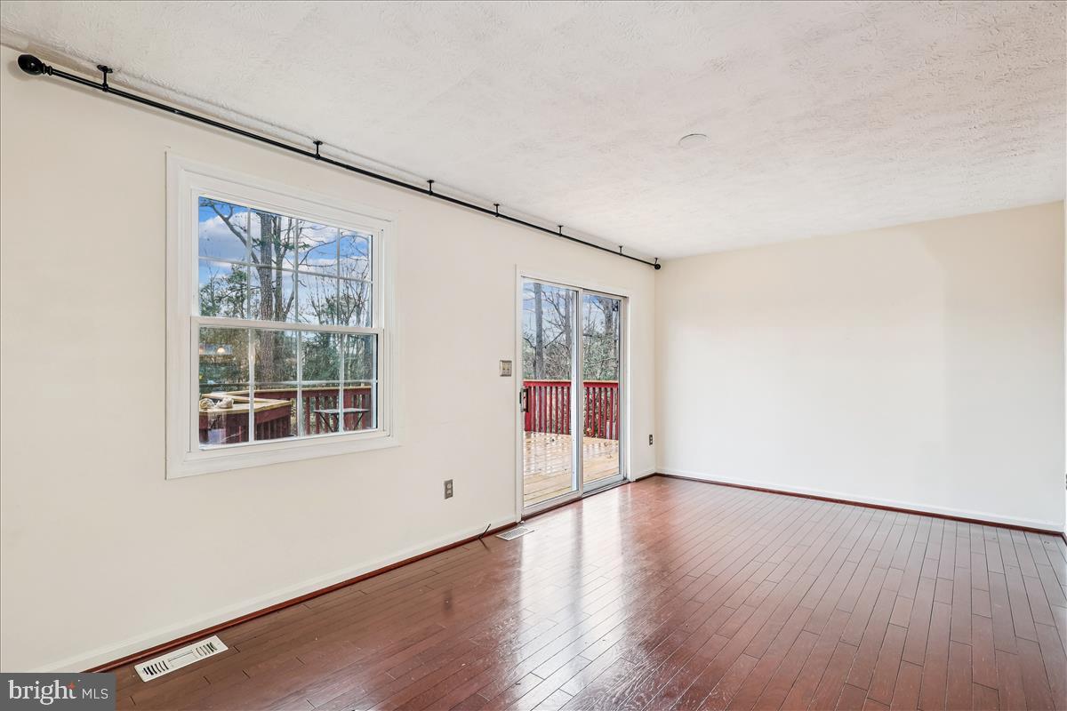 CHESTNUT HILL COVE - Residential