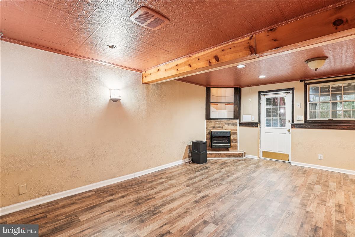 CHESTNUT HILL COVE - Residential