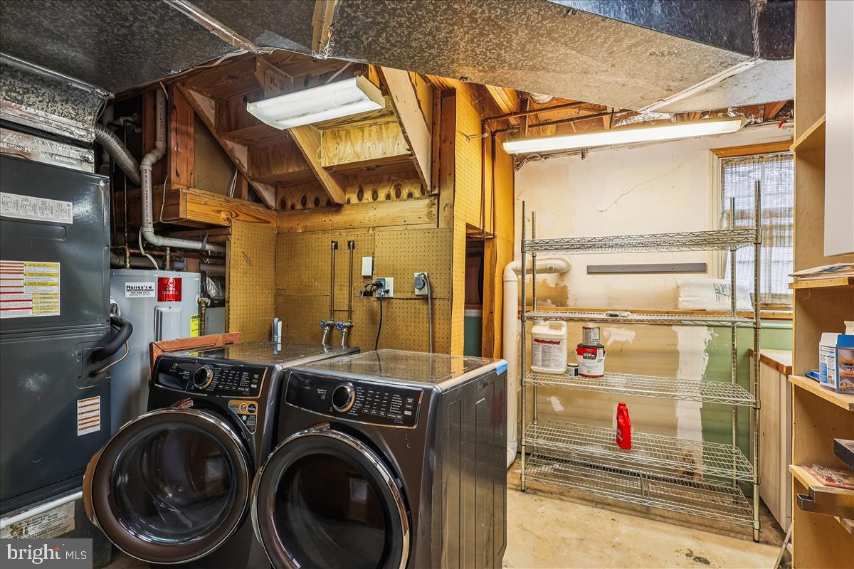 CHESTNUT HILL COVE - Residential