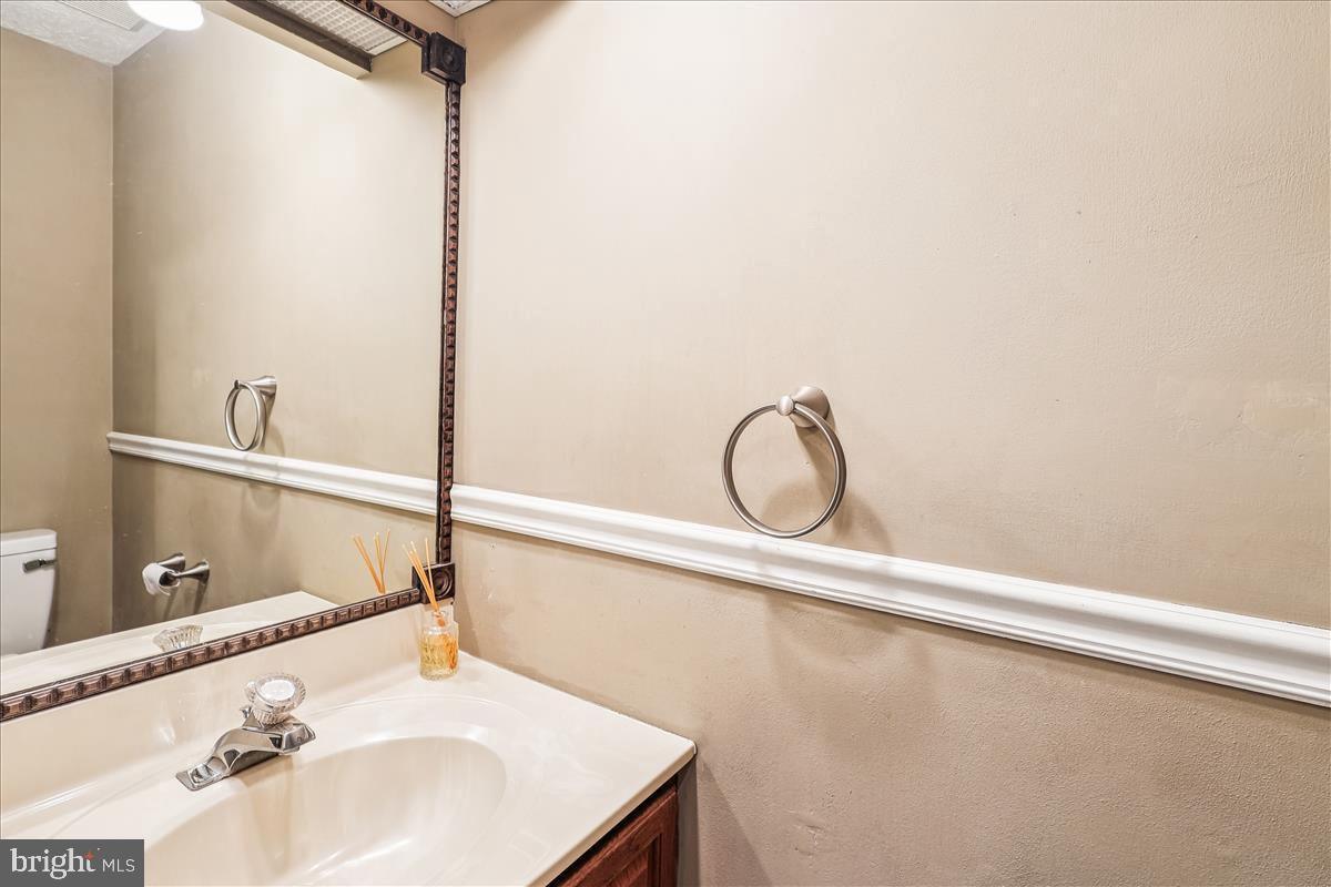 CHESTNUT HILL COVE - Residential