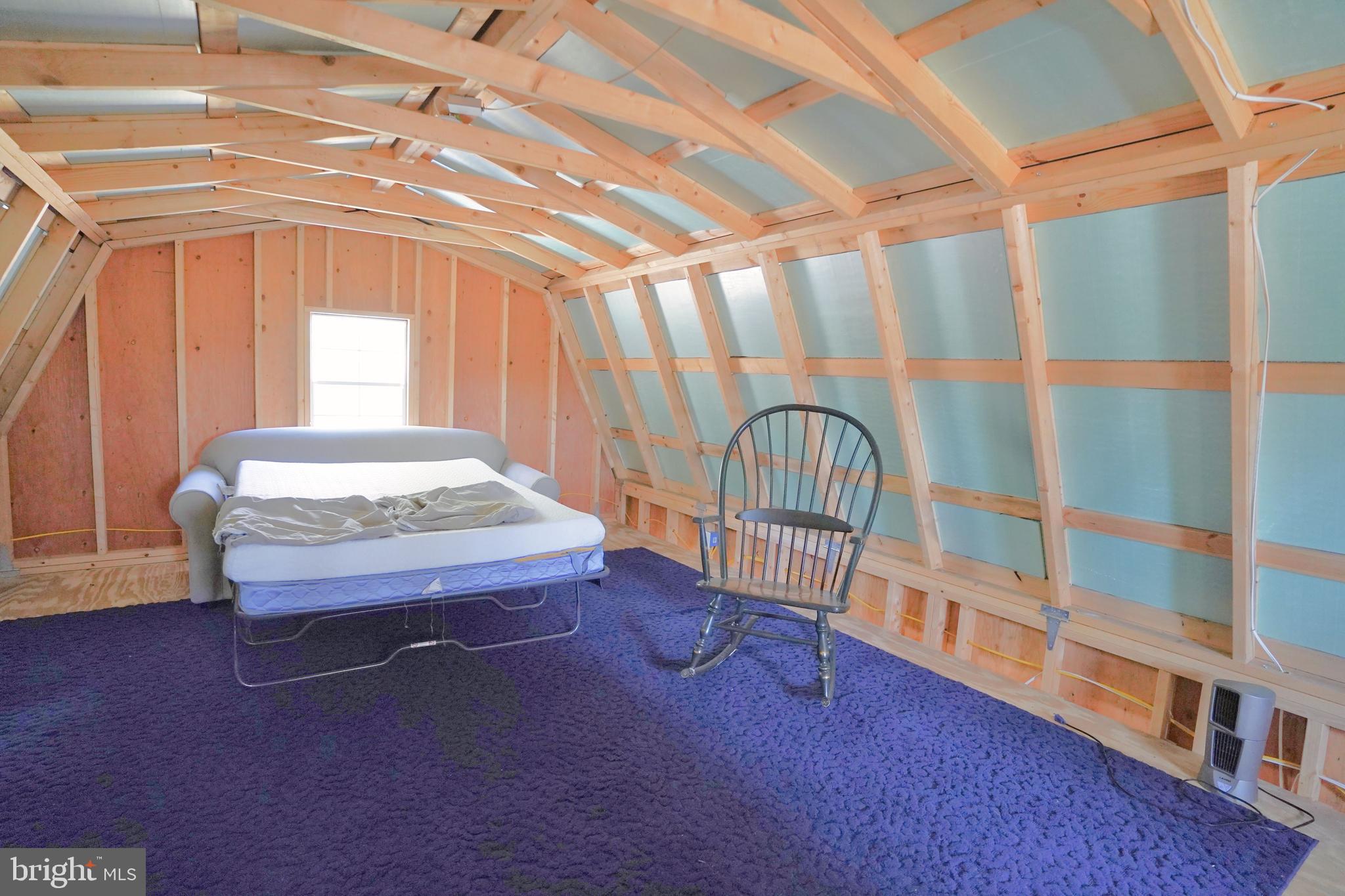 PEBBLE LANE - Residential