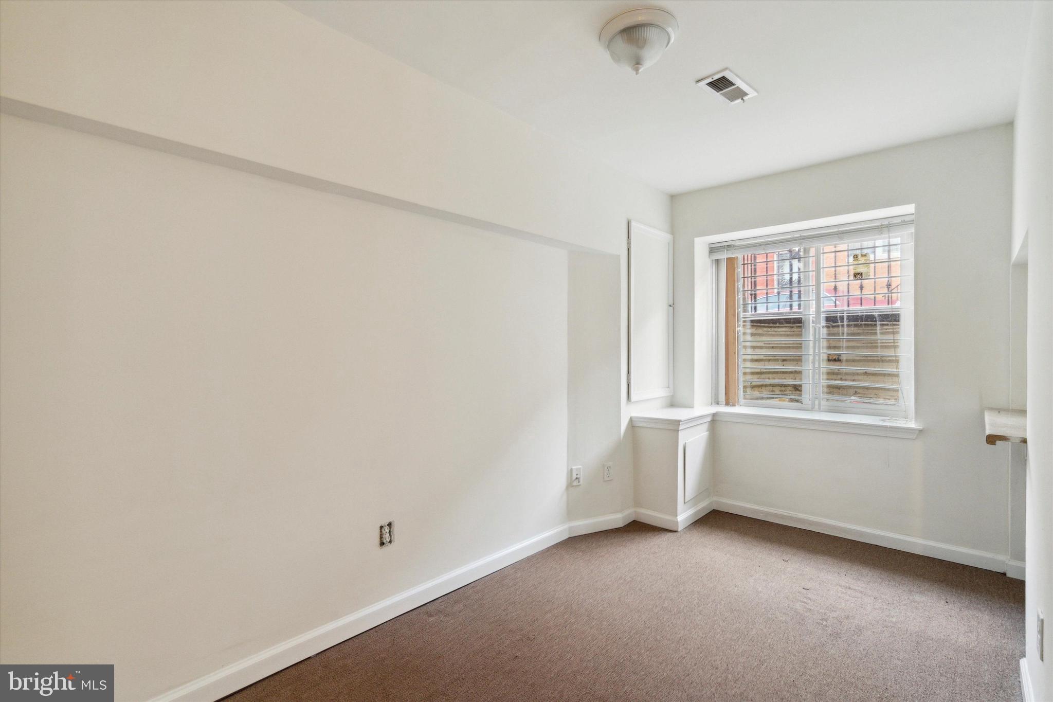 TEMPLE UNIVERSITY - Residential Lease