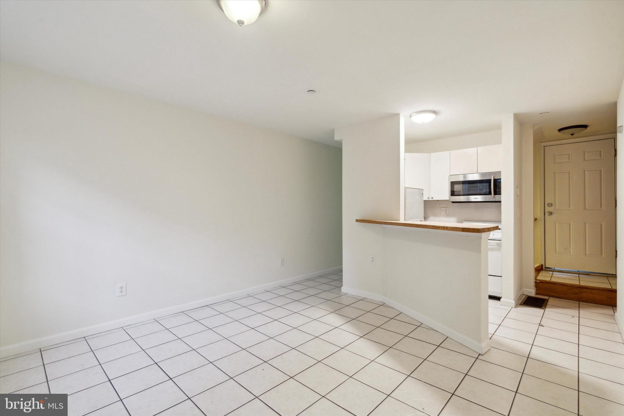 TEMPLE UNIVERSITY - Residential Lease