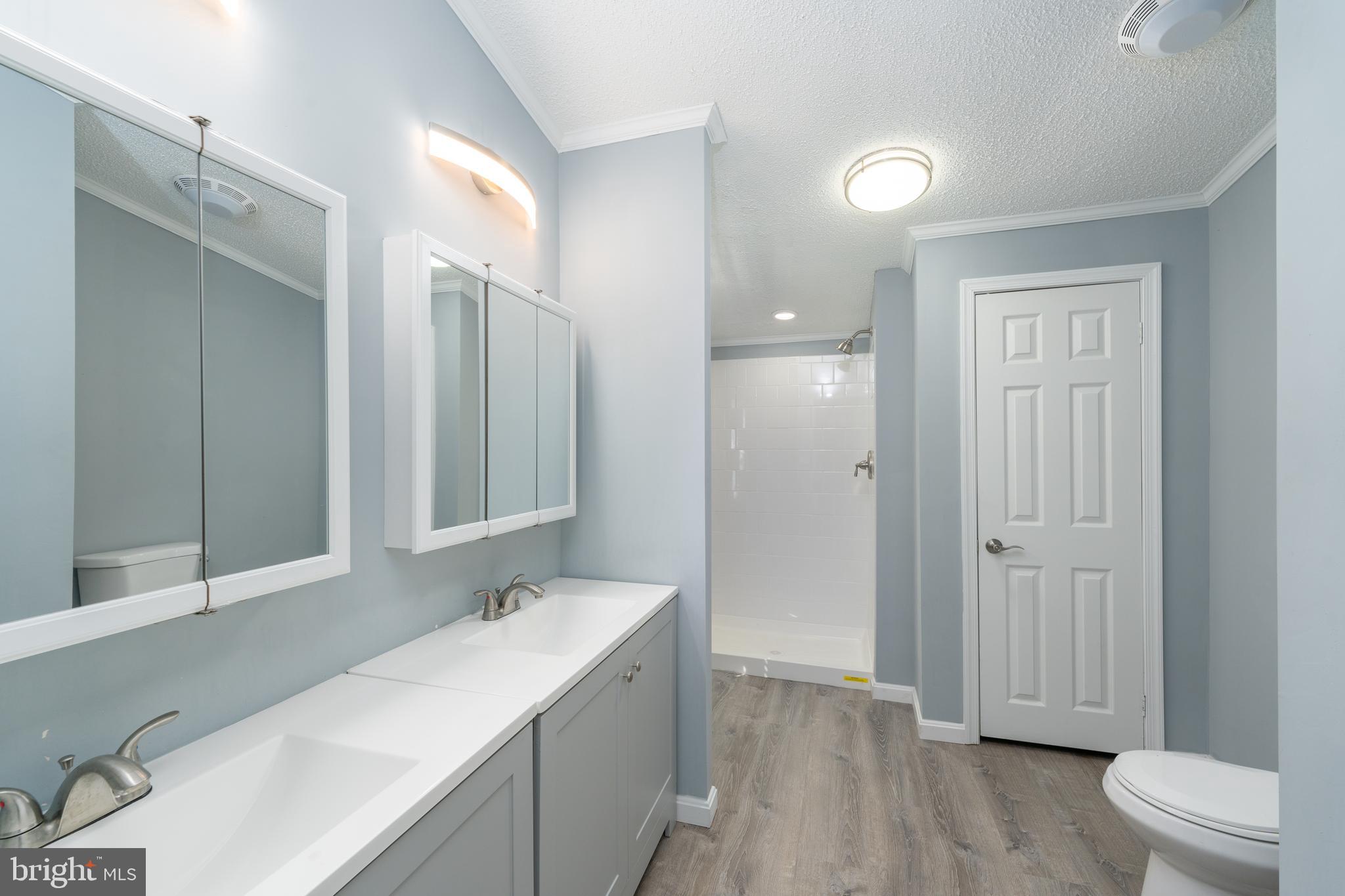 BRIARWOOD ESTATES - Residential