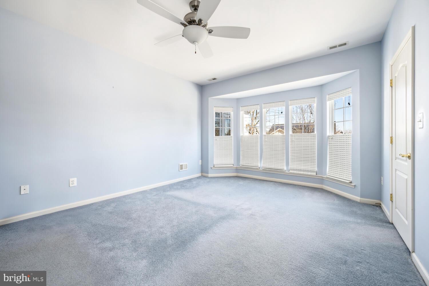 SYMPHONY VILLAGE AT CENTREVILLE - Residential