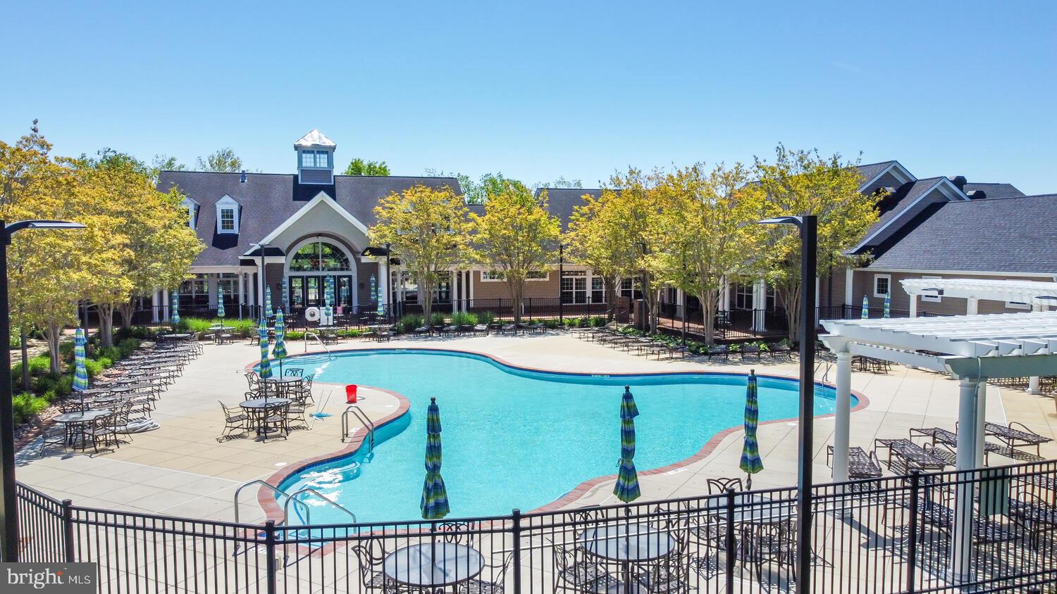 SYMPHONY VILLAGE AT CENTREVILLE - Residential