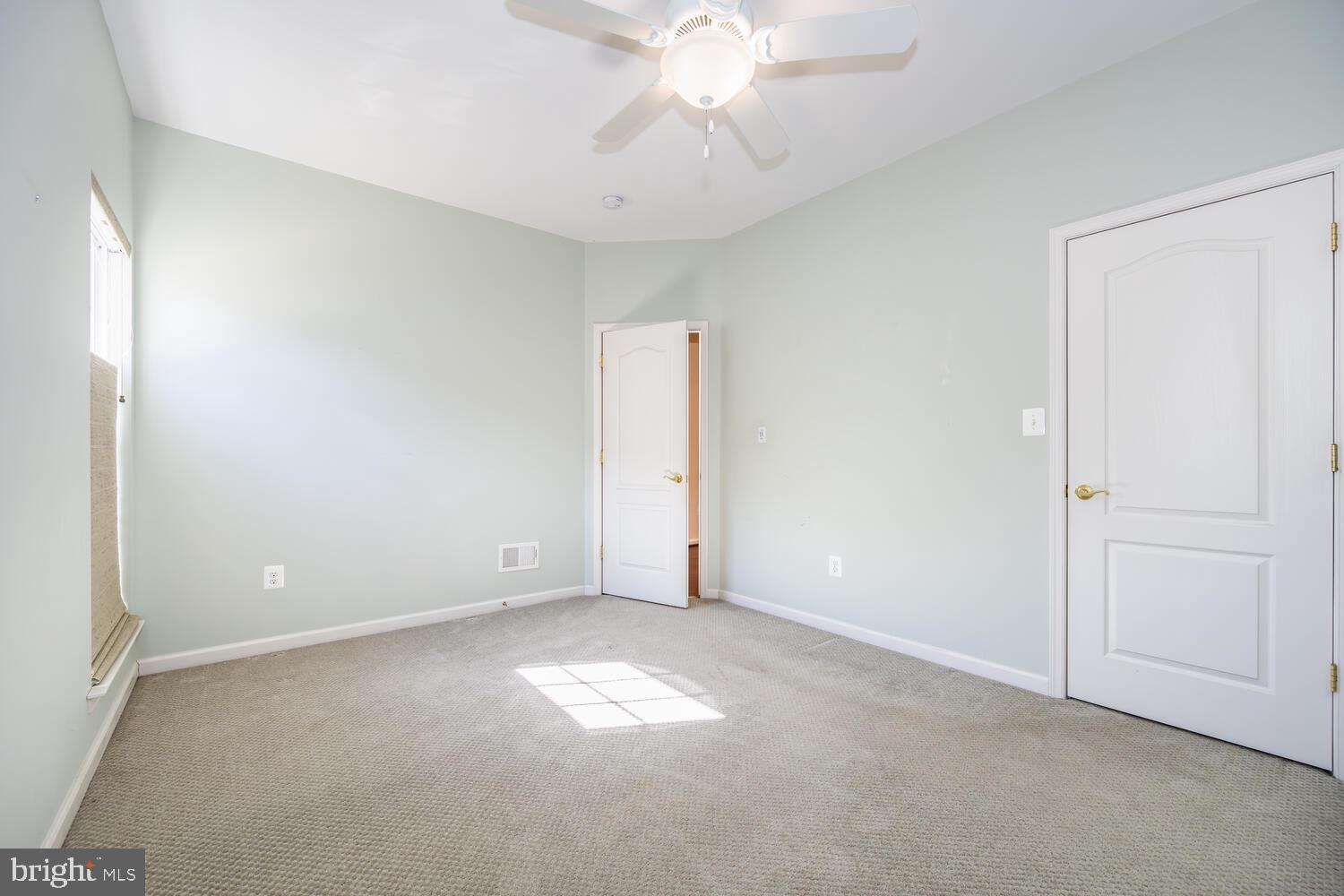 SYMPHONY VILLAGE AT CENTREVILLE - Residential