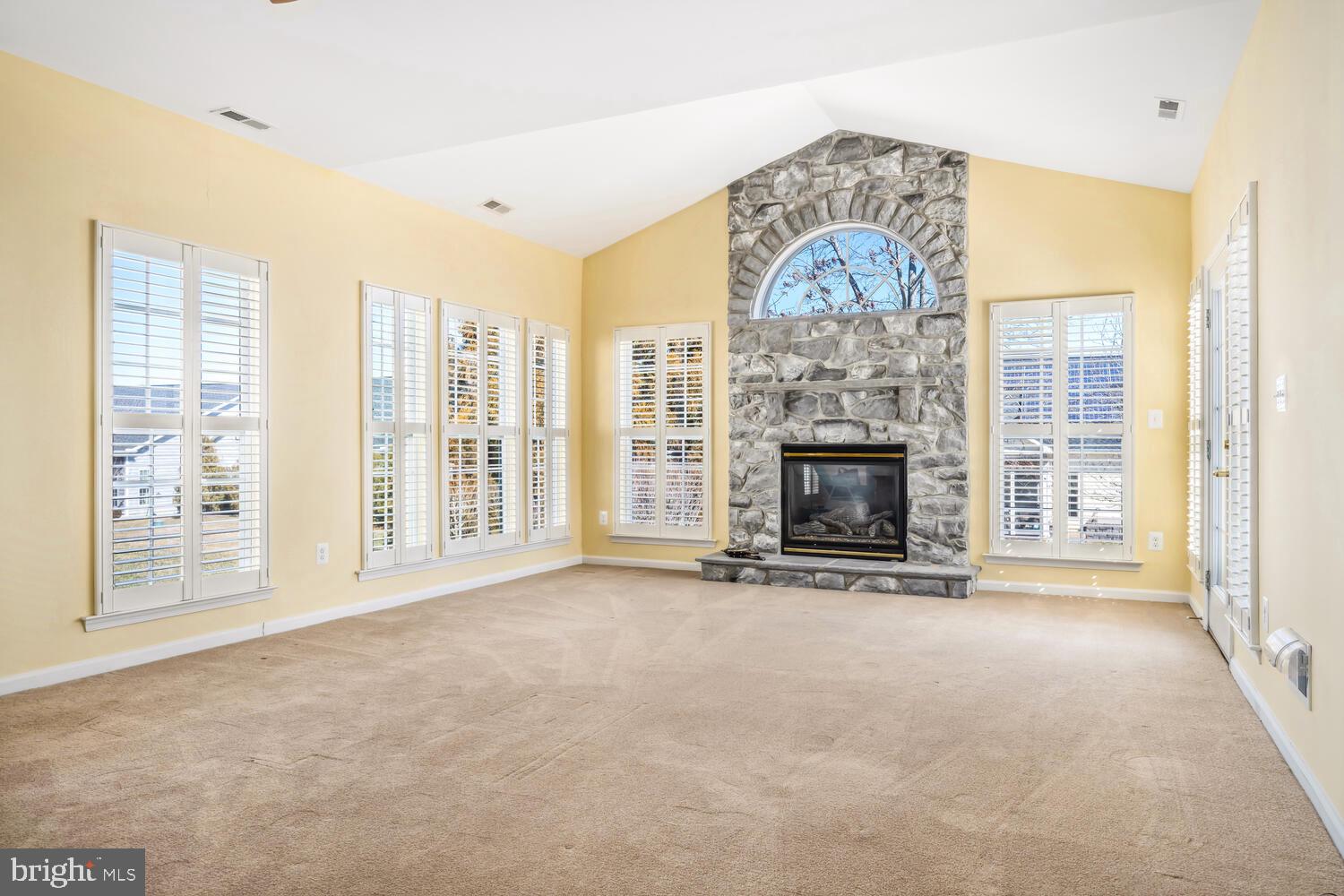 SYMPHONY VILLAGE AT CENTREVILLE - Residential