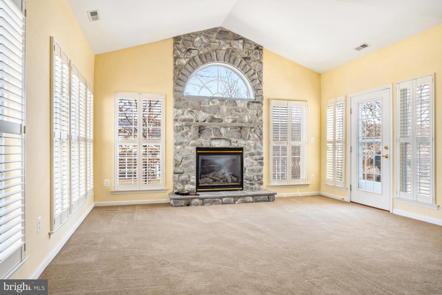 SYMPHONY VILLAGE AT CENTREVILLE - Residential