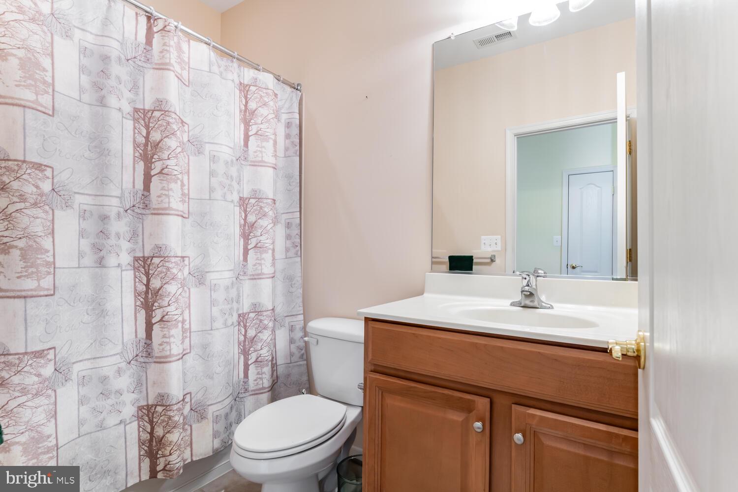 SYMPHONY VILLAGE AT CENTREVILLE - Residential