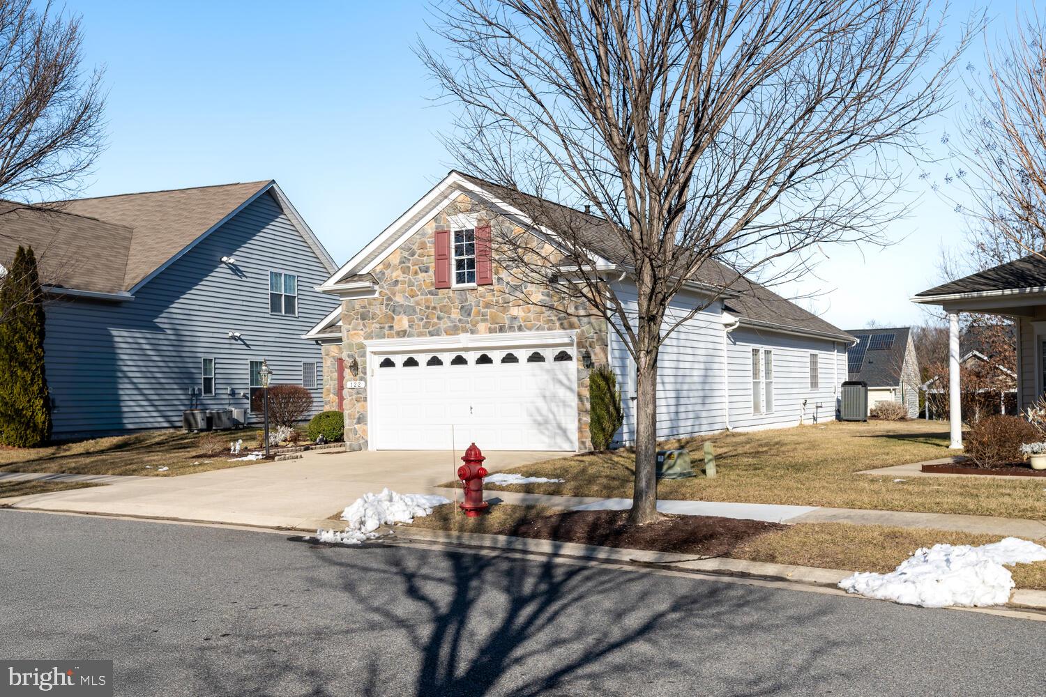 SYMPHONY VILLAGE AT CENTREVILLE - Residential