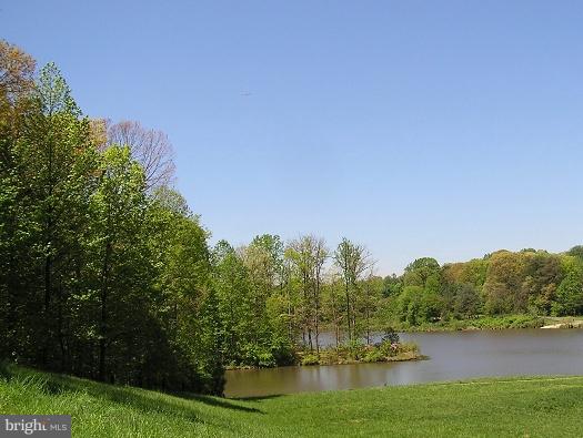 BURKE COVE - Residential