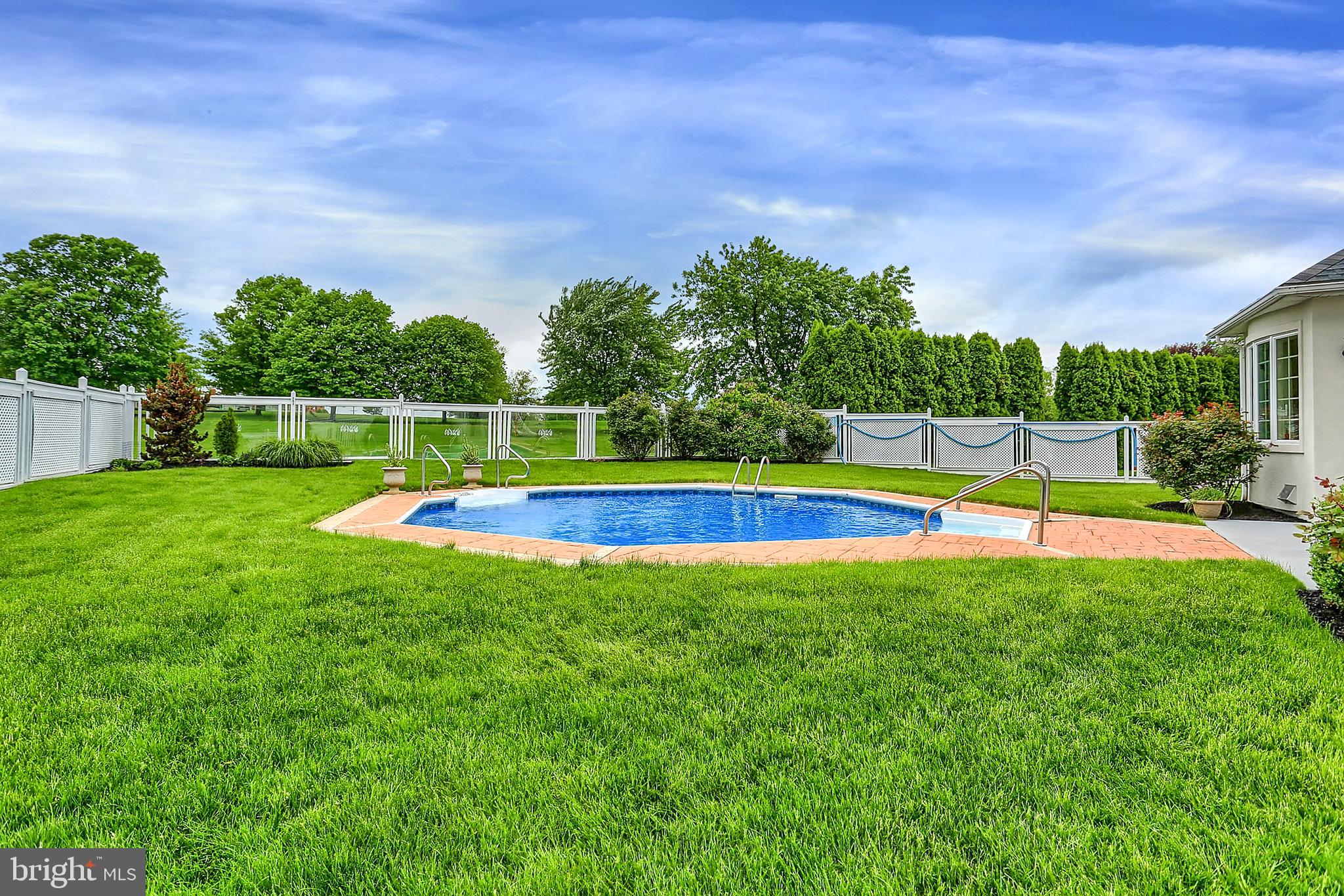 HERITAGE HILLS - Residential