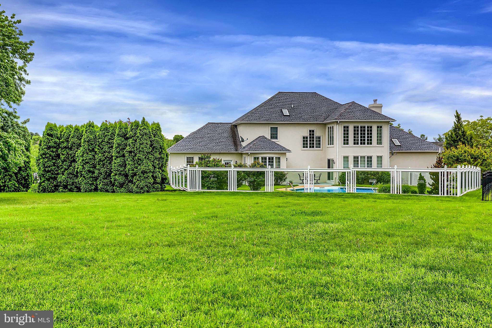 HERITAGE HILLS - Residential