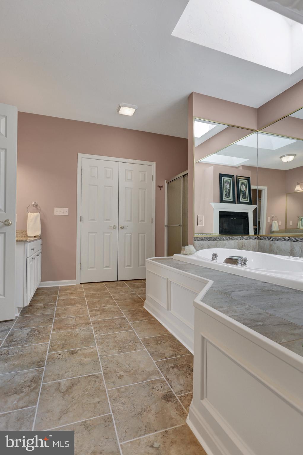 HERITAGE HILLS - Residential