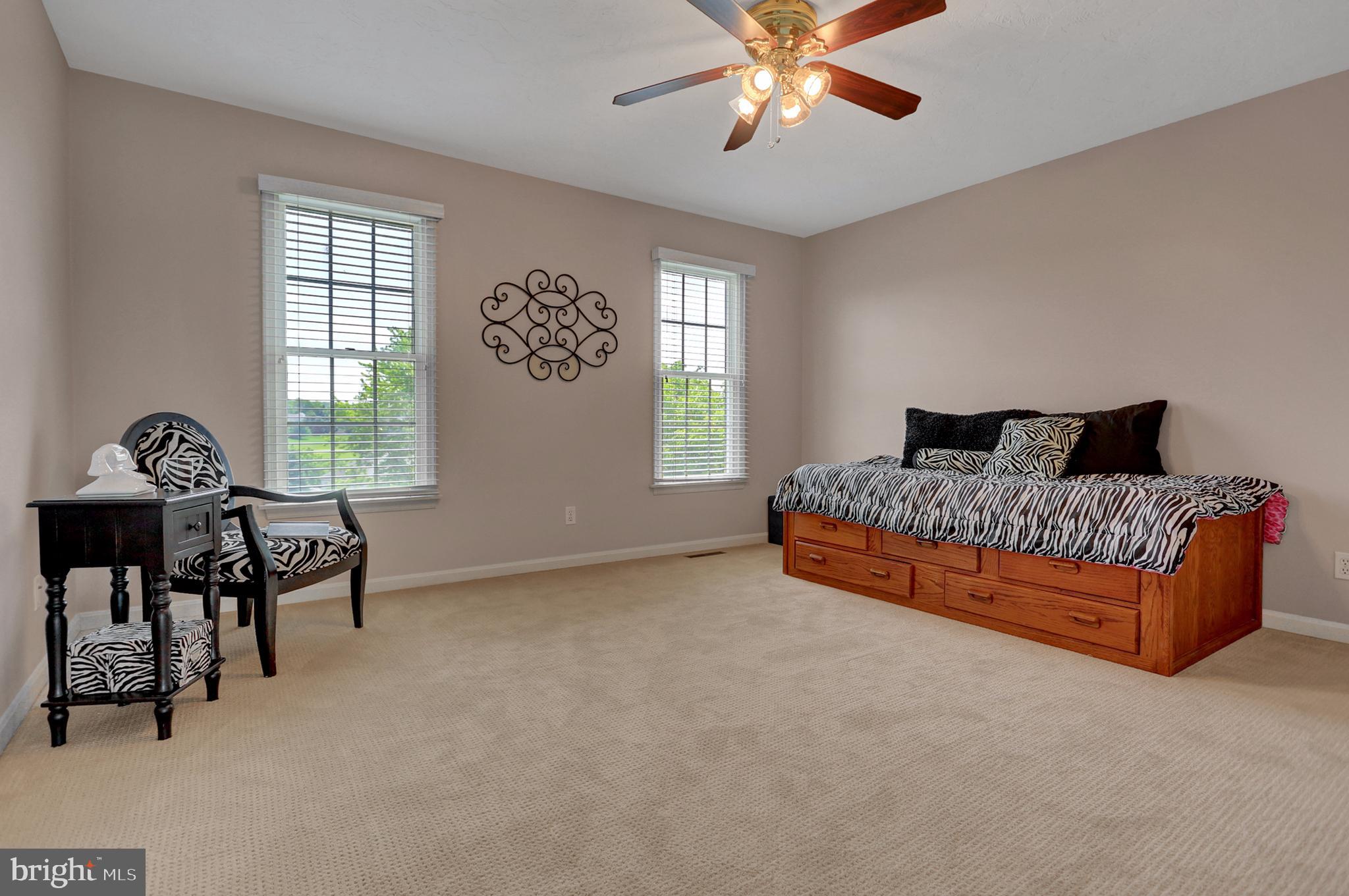 HERITAGE HILLS - Residential