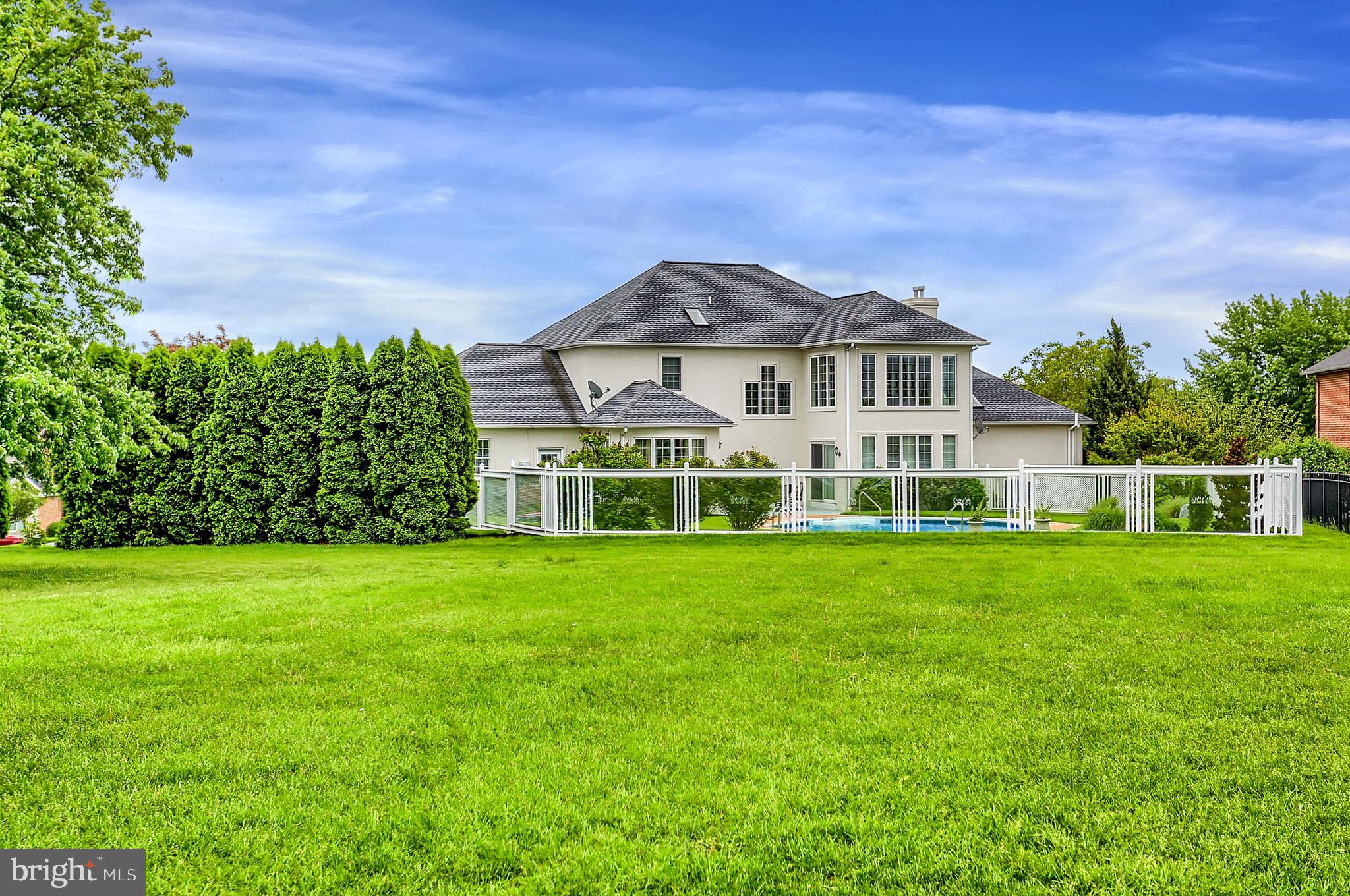 HERITAGE HILLS - Residential