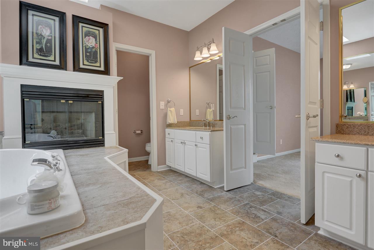 HERITAGE HILLS - Residential